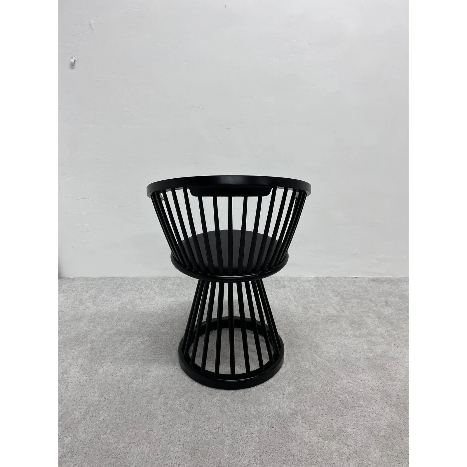 tom-dixon-black-fan-dining-chair-with-leather-seat-pad-4776
