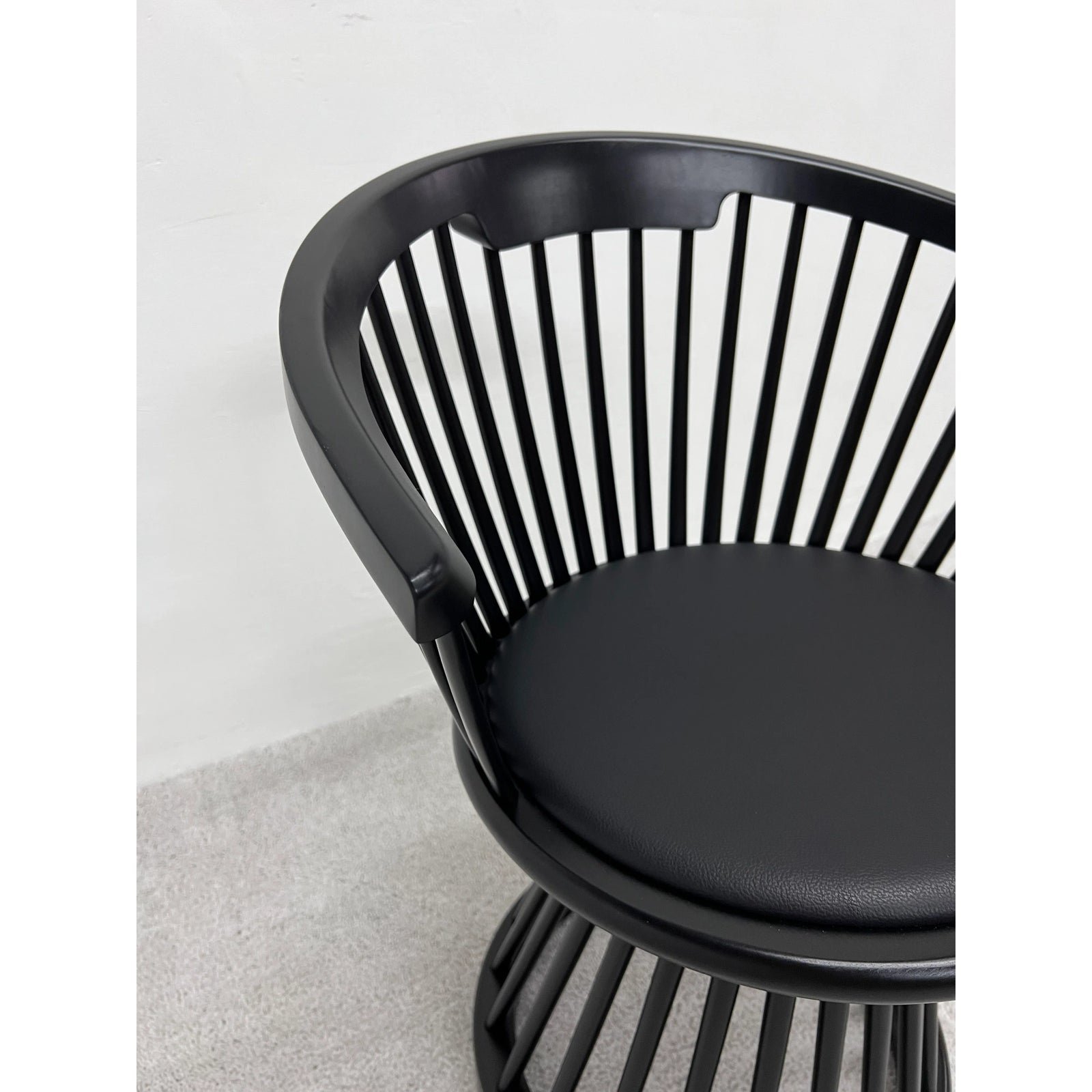 tom-dixon-black-fan-dining-chair-with-leather-seat-pad-3805