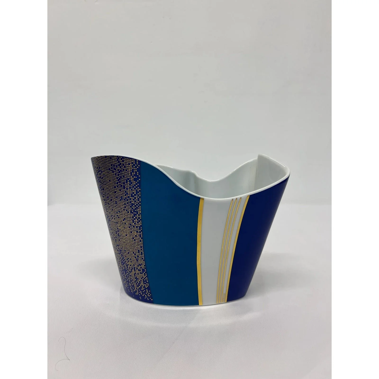barbara-brenner-porcelain-vase-for-rosenthal-1980s-1843