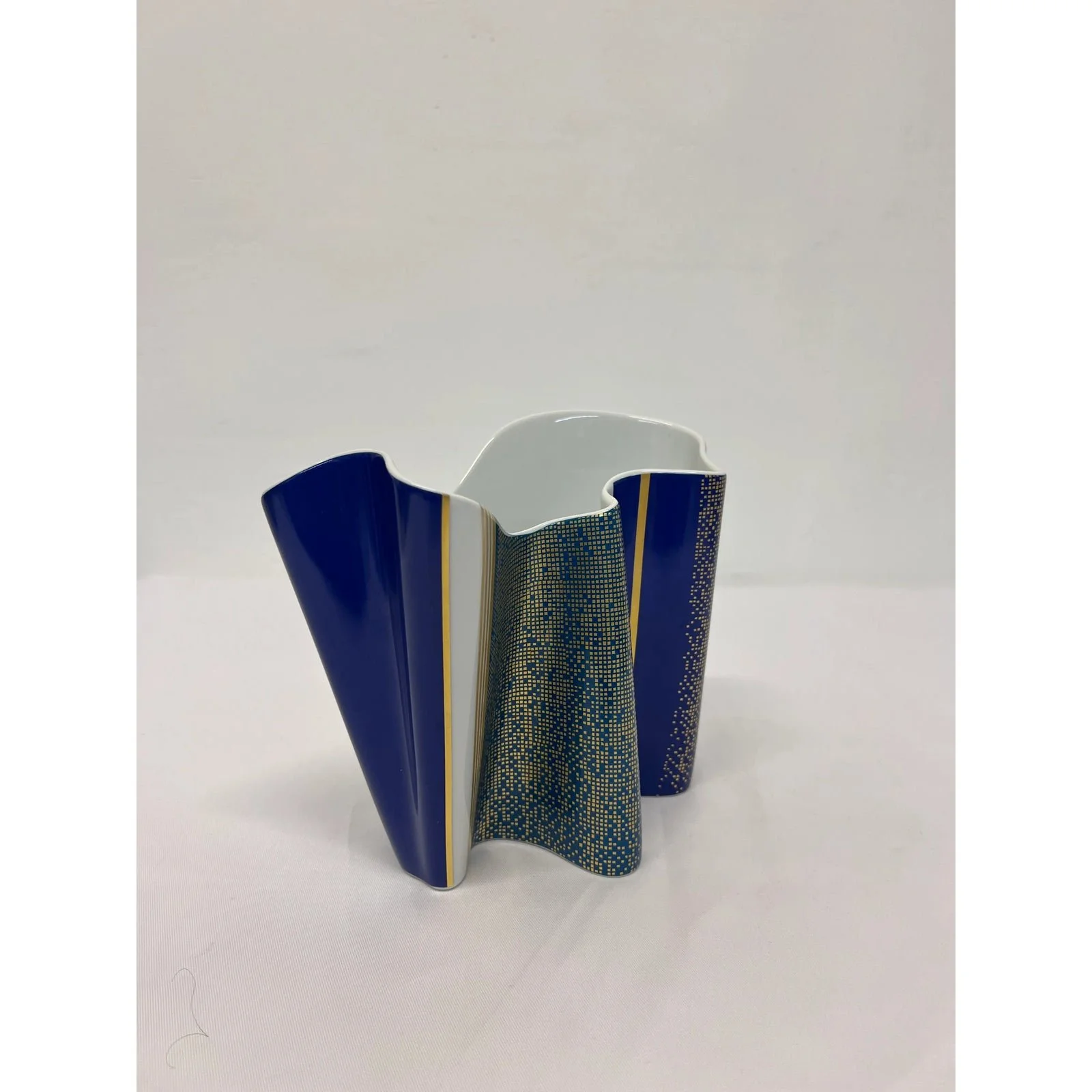 barbara-brenner-porcelain-vase-for-rosenthal-1980s-4170