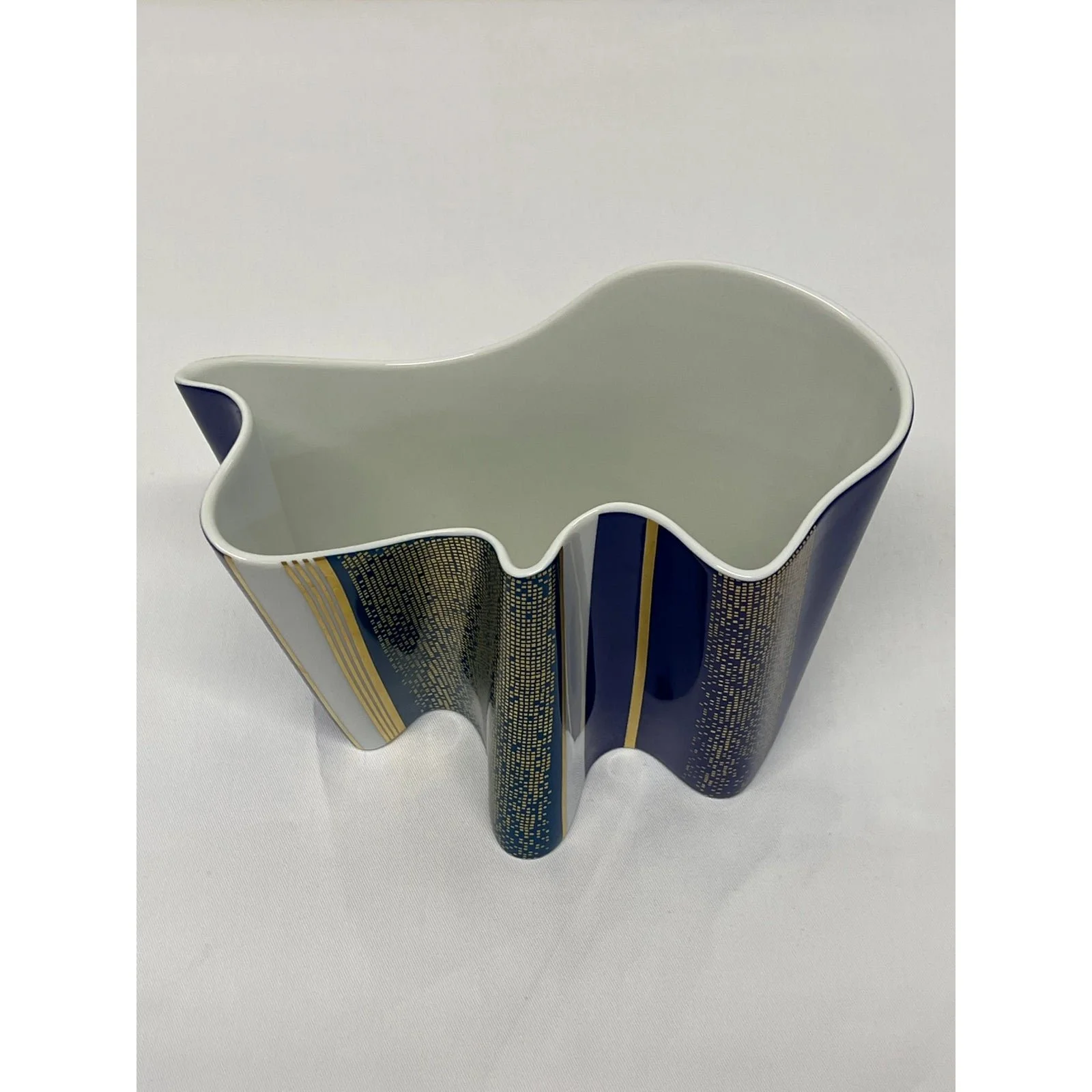 barbara-brenner-porcelain-vase-for-rosenthal-1980s-4654