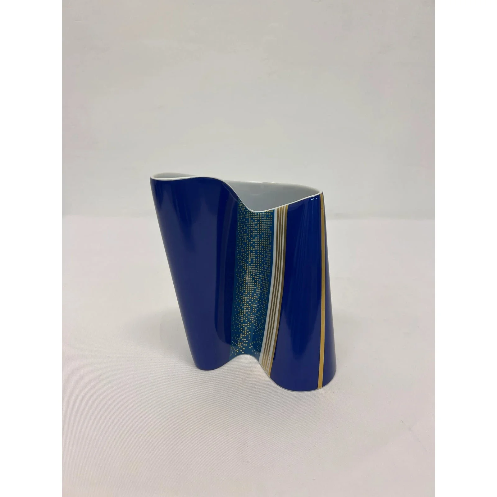 barbara-brenner-porcelain-vase-for-rosenthal-2777