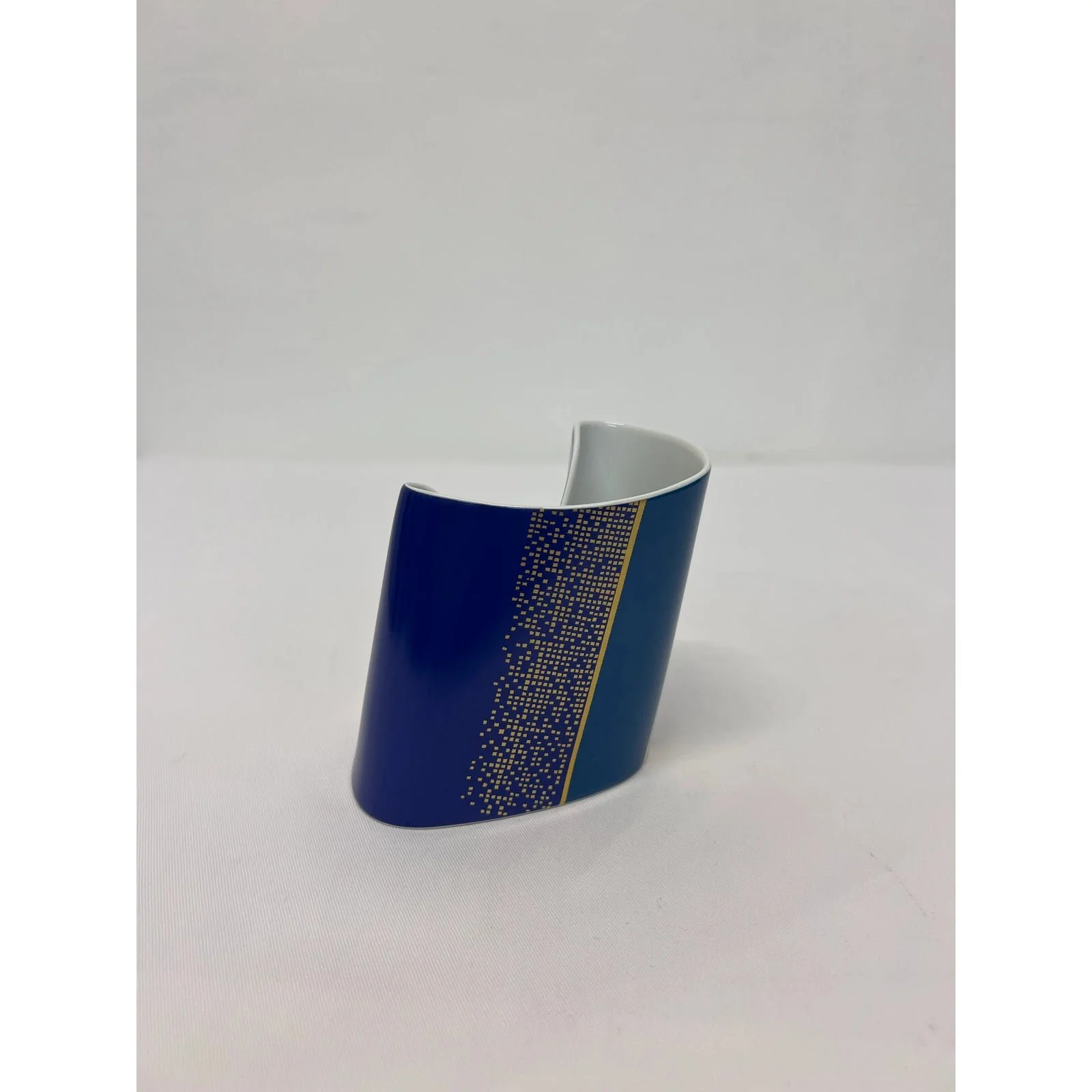 barbara-brenner-porcelain-vase-for-rosenthal-3944