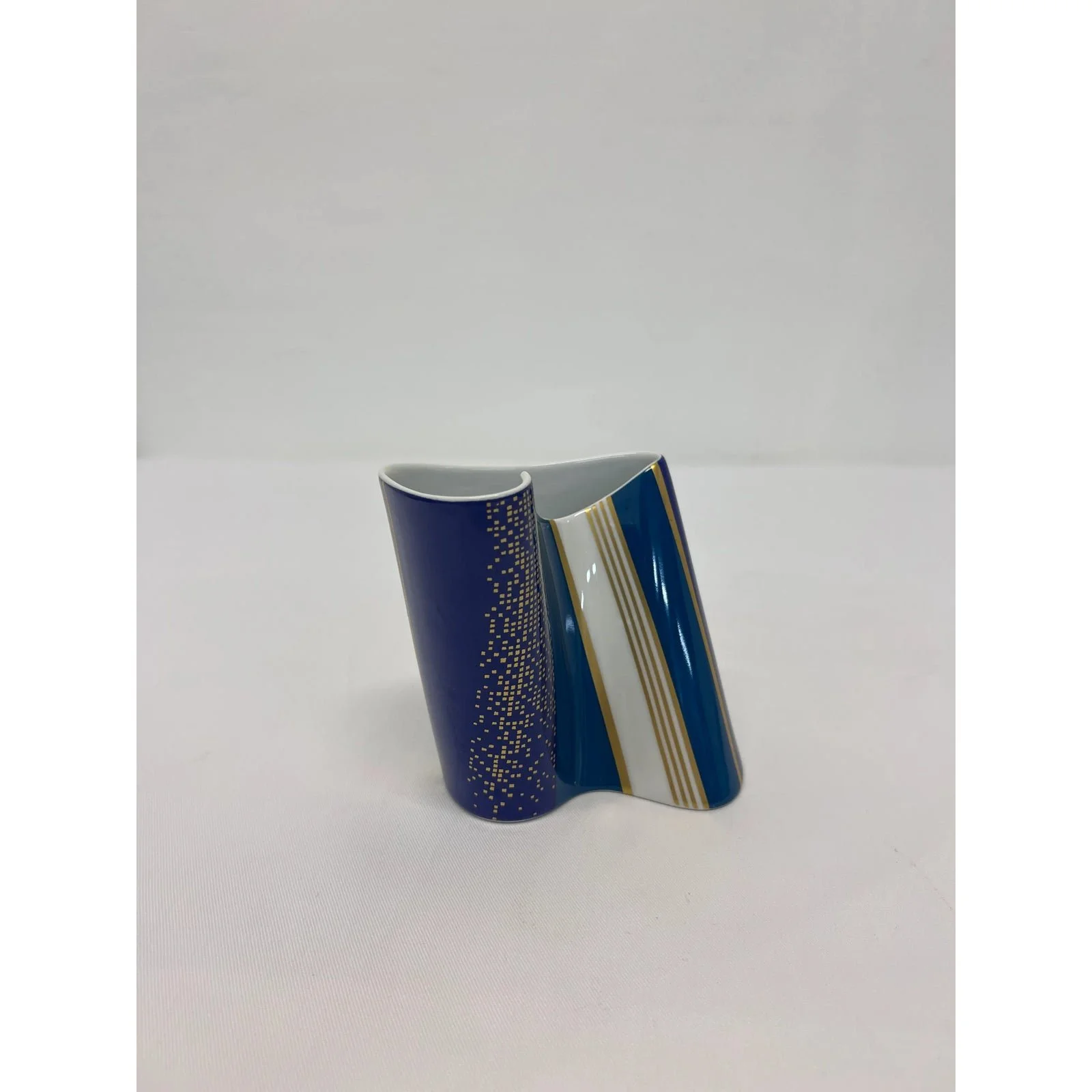 barbara-brenner-porcelain-vase-for-rosenthal-7388