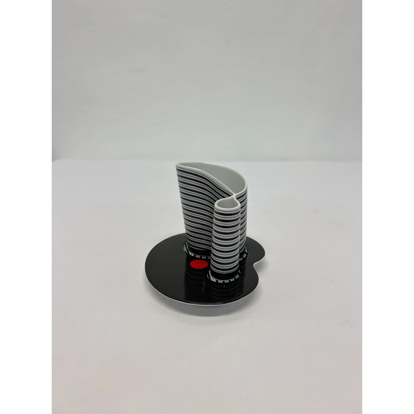 barbara-brenner-postmodern-art-mug-3-for-rosenthal-5960