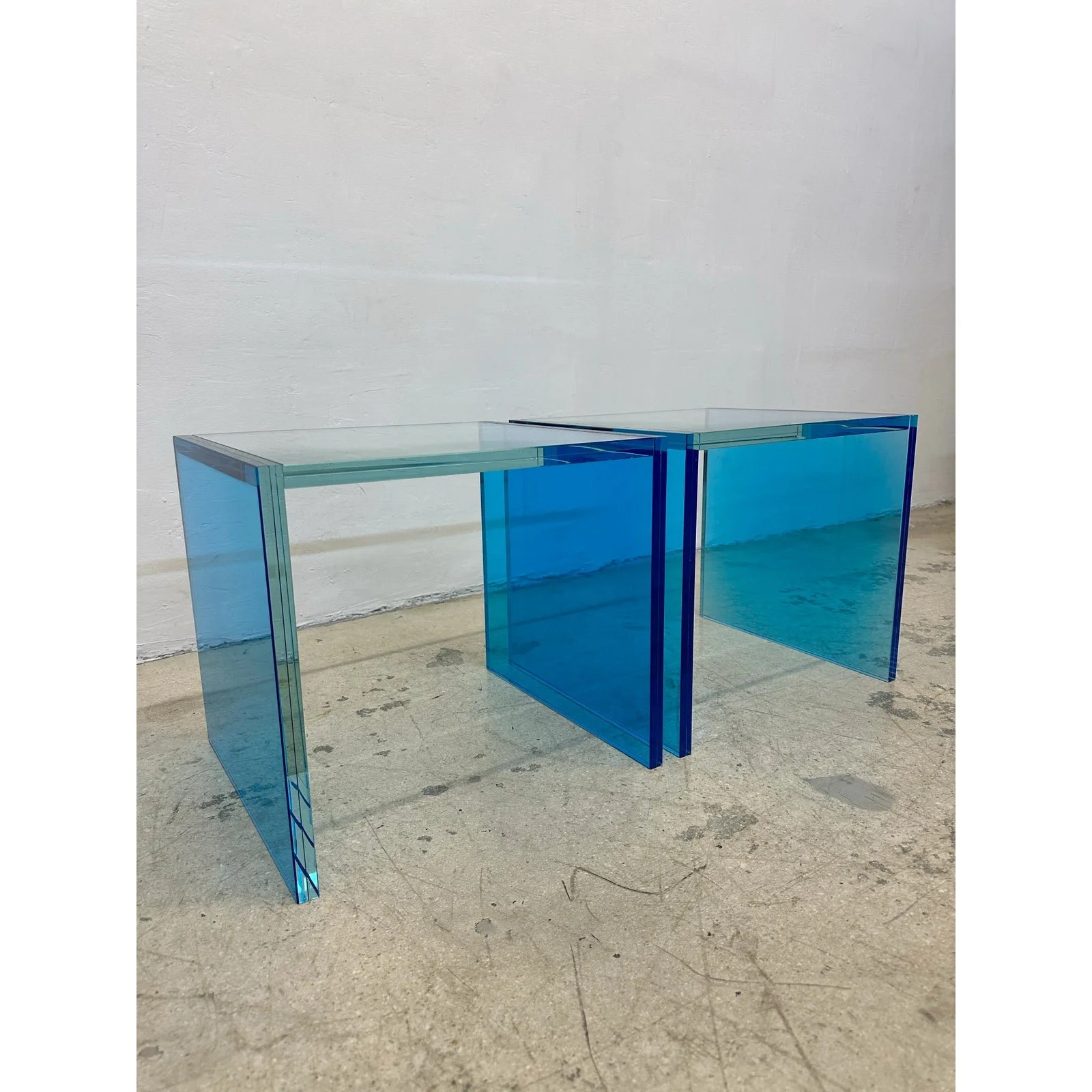 santambrogio-milano-architectural-blue-glass-side-tables-limited-edition-2022-a-pair-3248
