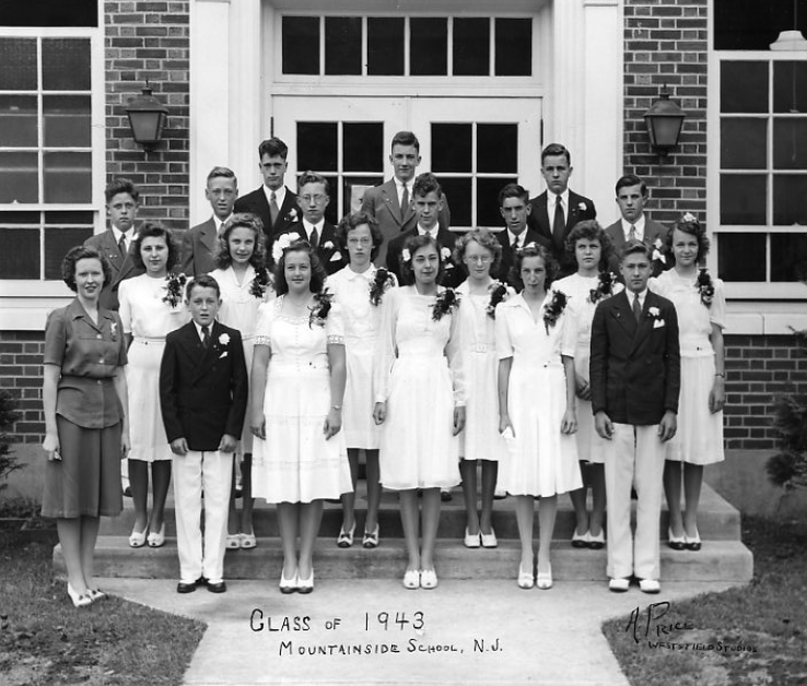 1943 Graduating Class - Mountainside Public School