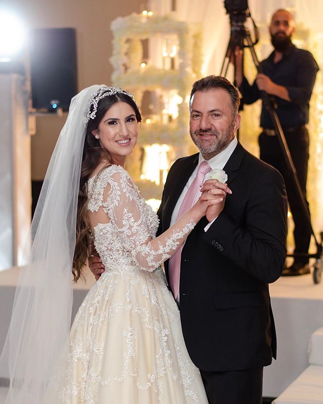 Father + Daughter 💃 
______________________________________________

Accepting bookings for  2020
Weddings | Engagements | Events 
nazstudios.org
.
.
.
.
.
&nbsp;#edmontonphotography #yegweddings #edmontonphotography #portraitsociety #facesobsessed 