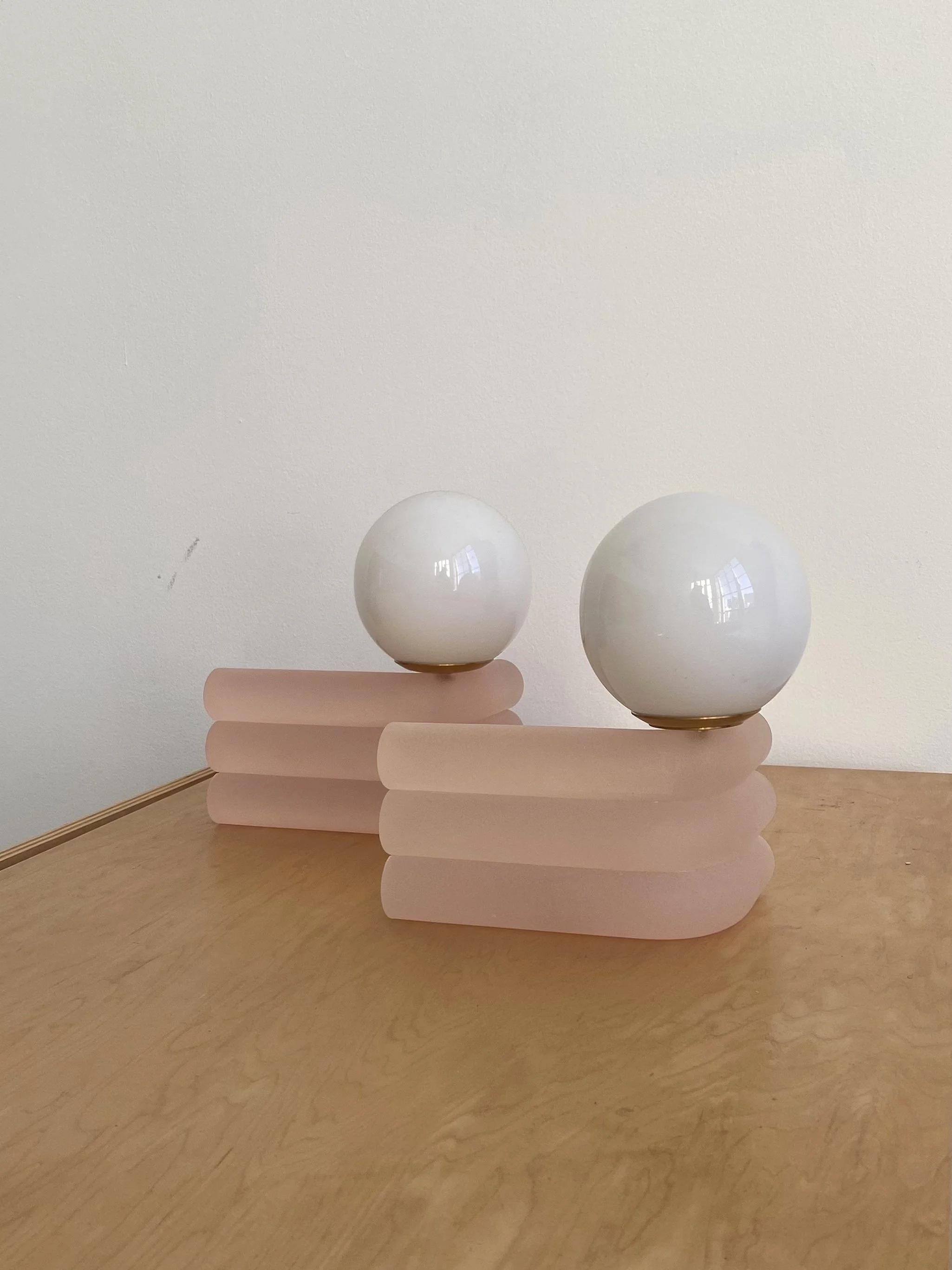 Elio Lamp, Small in Lychee set of two