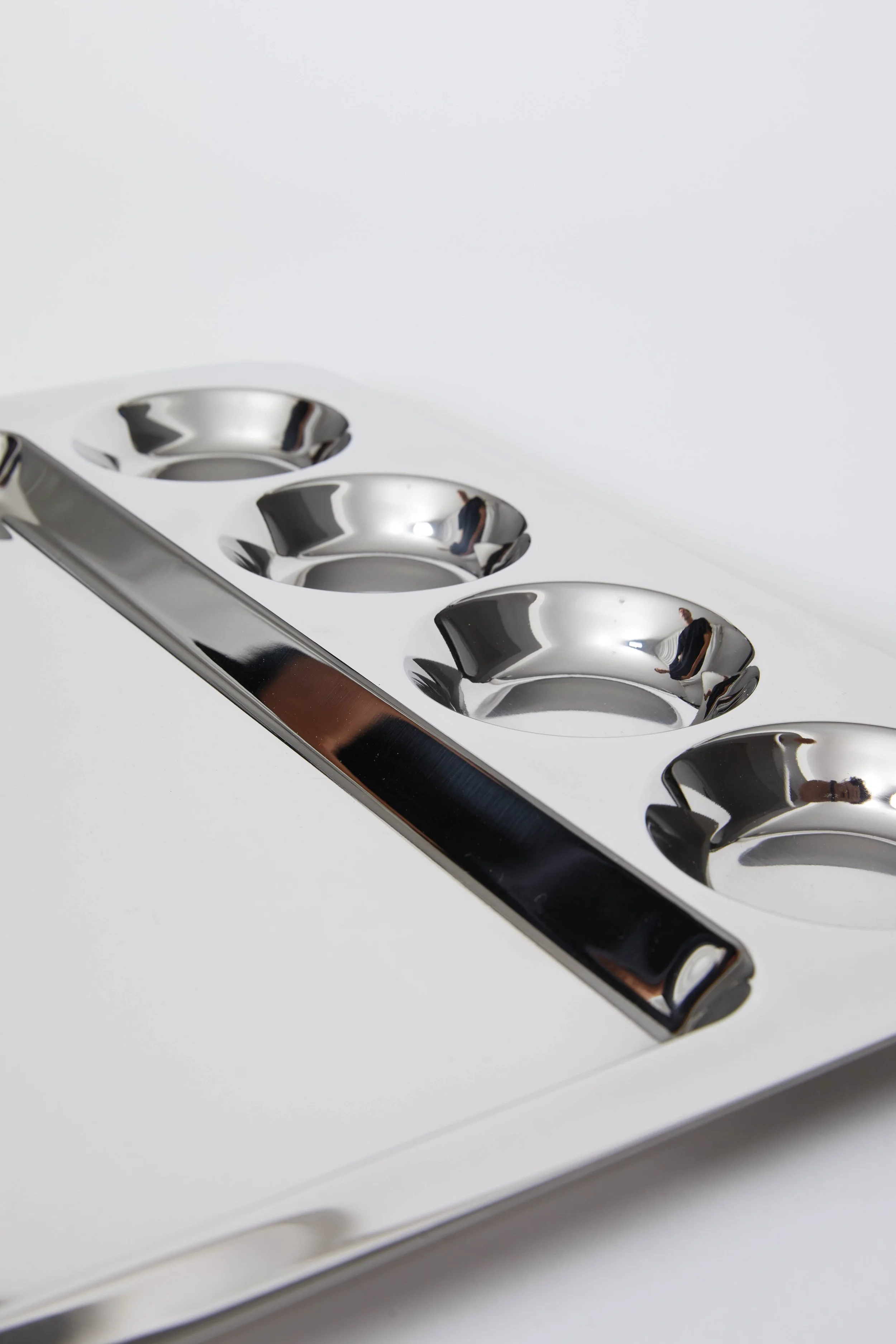 A New Futurist Cookbook_Driveway Tabletop Show_Alec Kugler Photography_Artist Soft Geometry_02.jpg