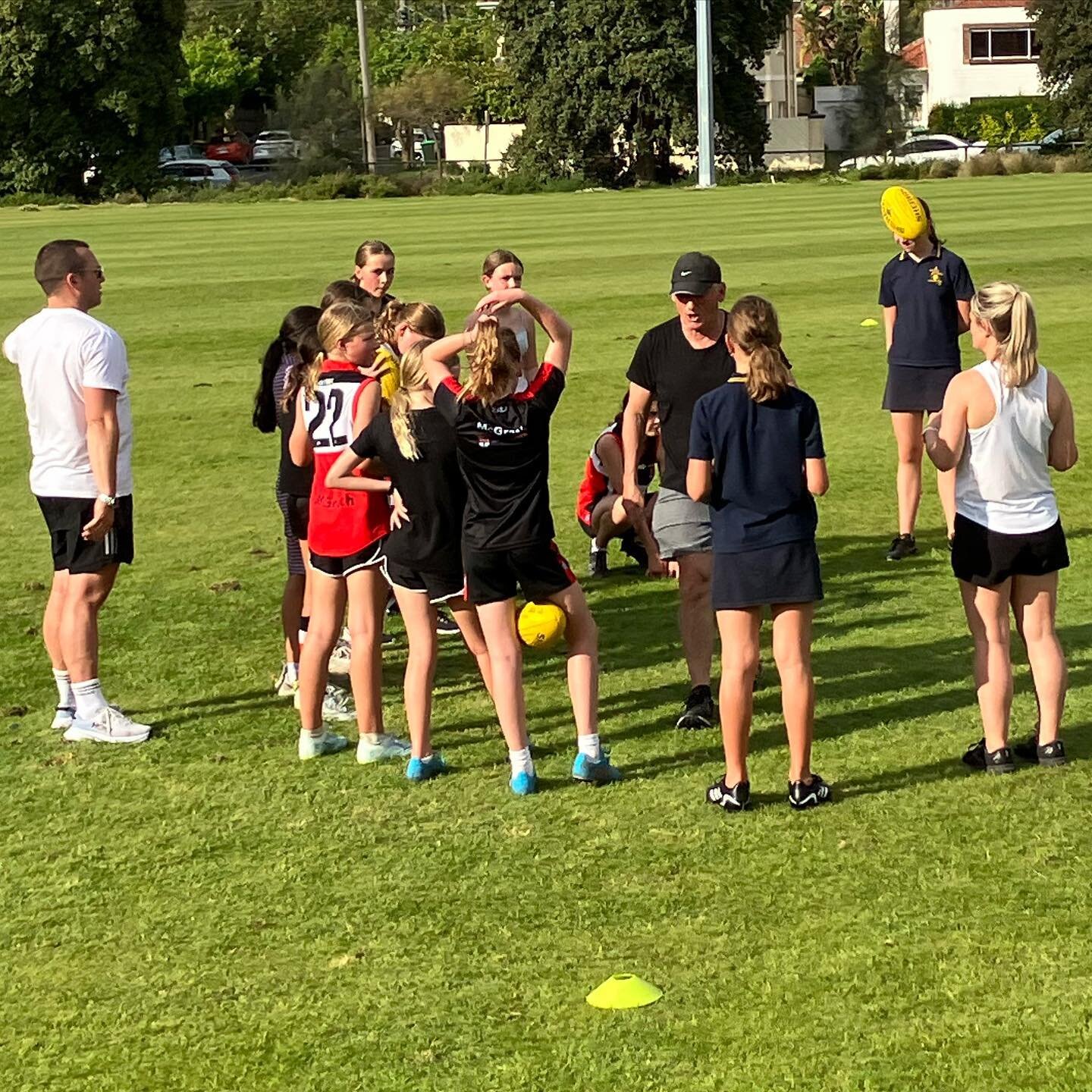 Pre-season training starting at Wattie Watson tonight for the Under 12 Girls (previously Marshall, now French). 💪 The early bird marks the footy 🤩