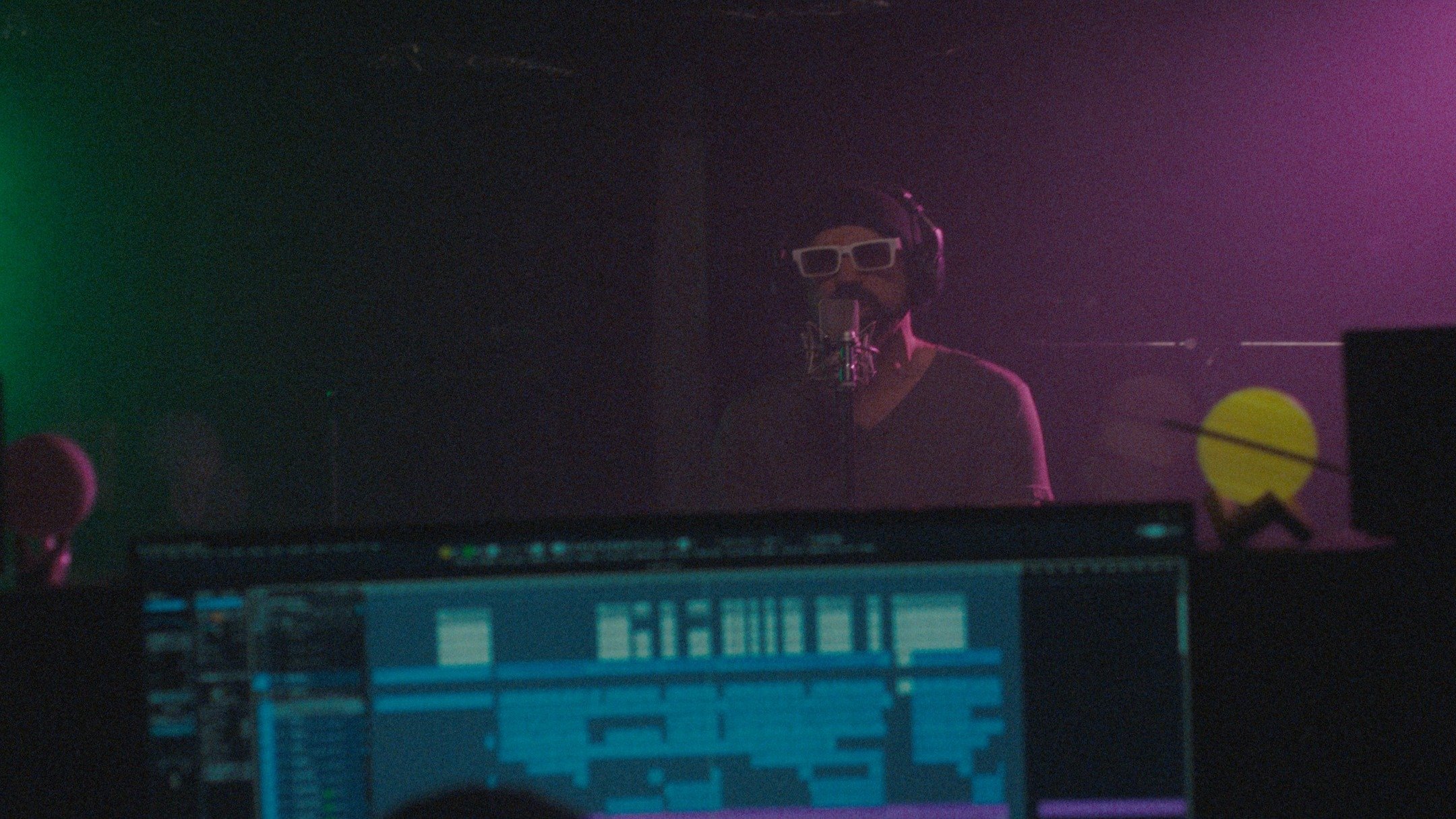 Something wild is in the works... 🖤 Something's coming this July. 

Image captured by @uhiguessimjake recorded by @planetsundaystudios 

#arrialexamini #StayTuned #NewMusic #RecordingStudio #BehindTheScenes #IndieArtist #AnimalVibes