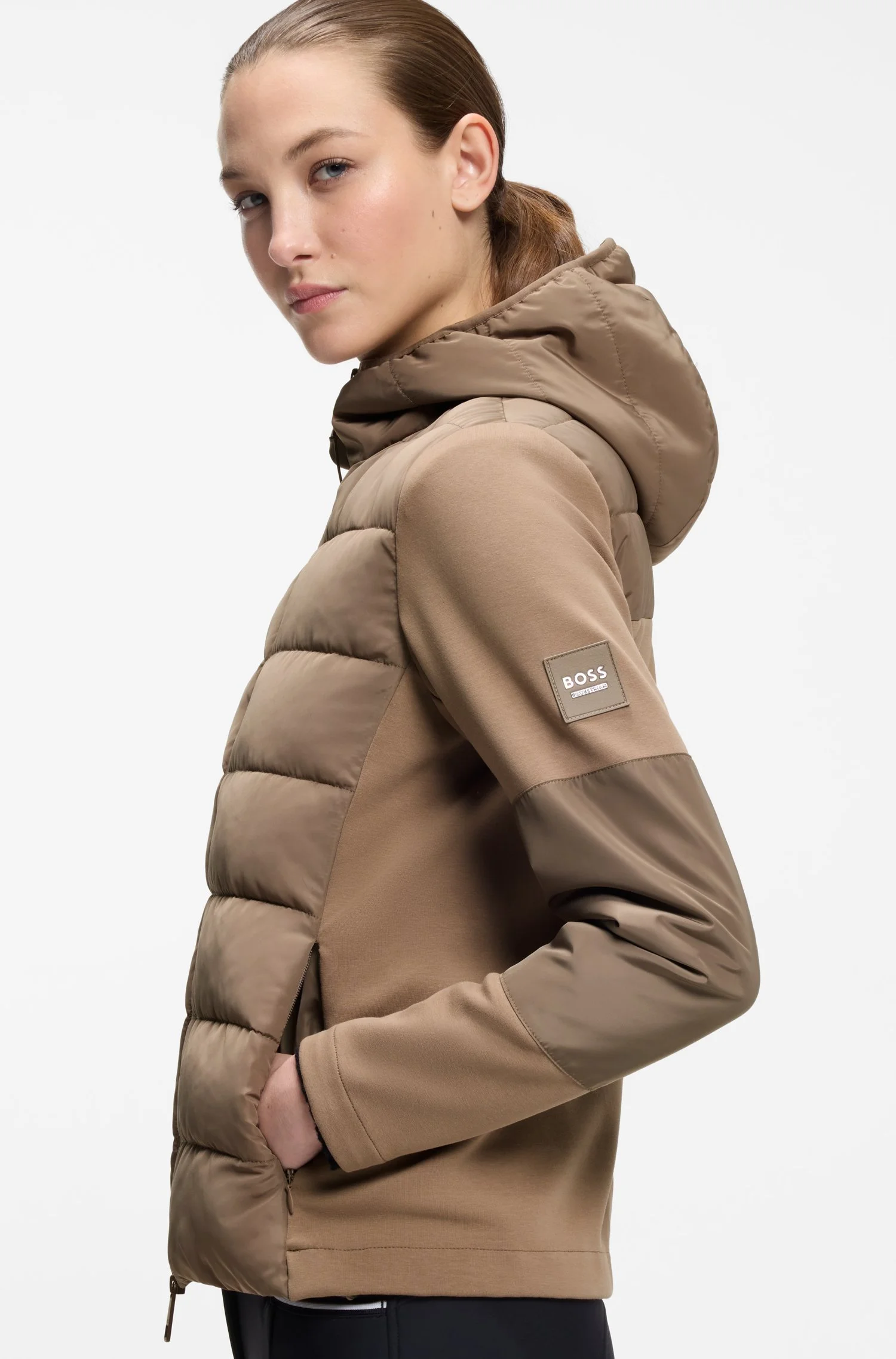 Boss_FW26_ecommImages_Womenswear_B8W1404-915_B8W1404-915_04.jpg