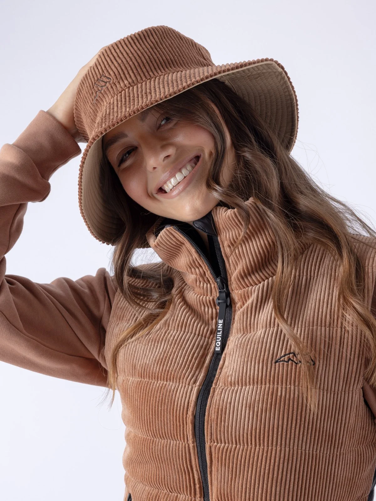 Corduroy Reversible Hat Cordfløyel/Nylon - Mocha Mousse