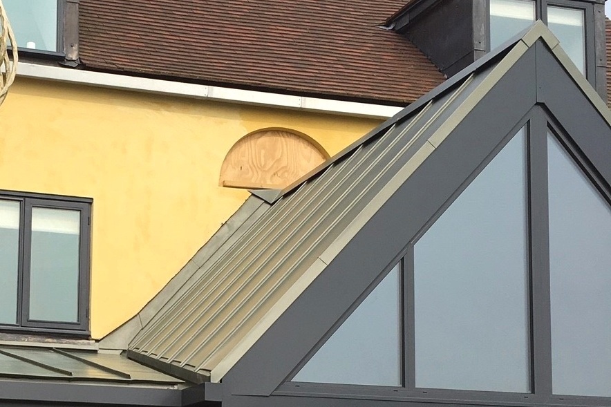 image2.jpg
