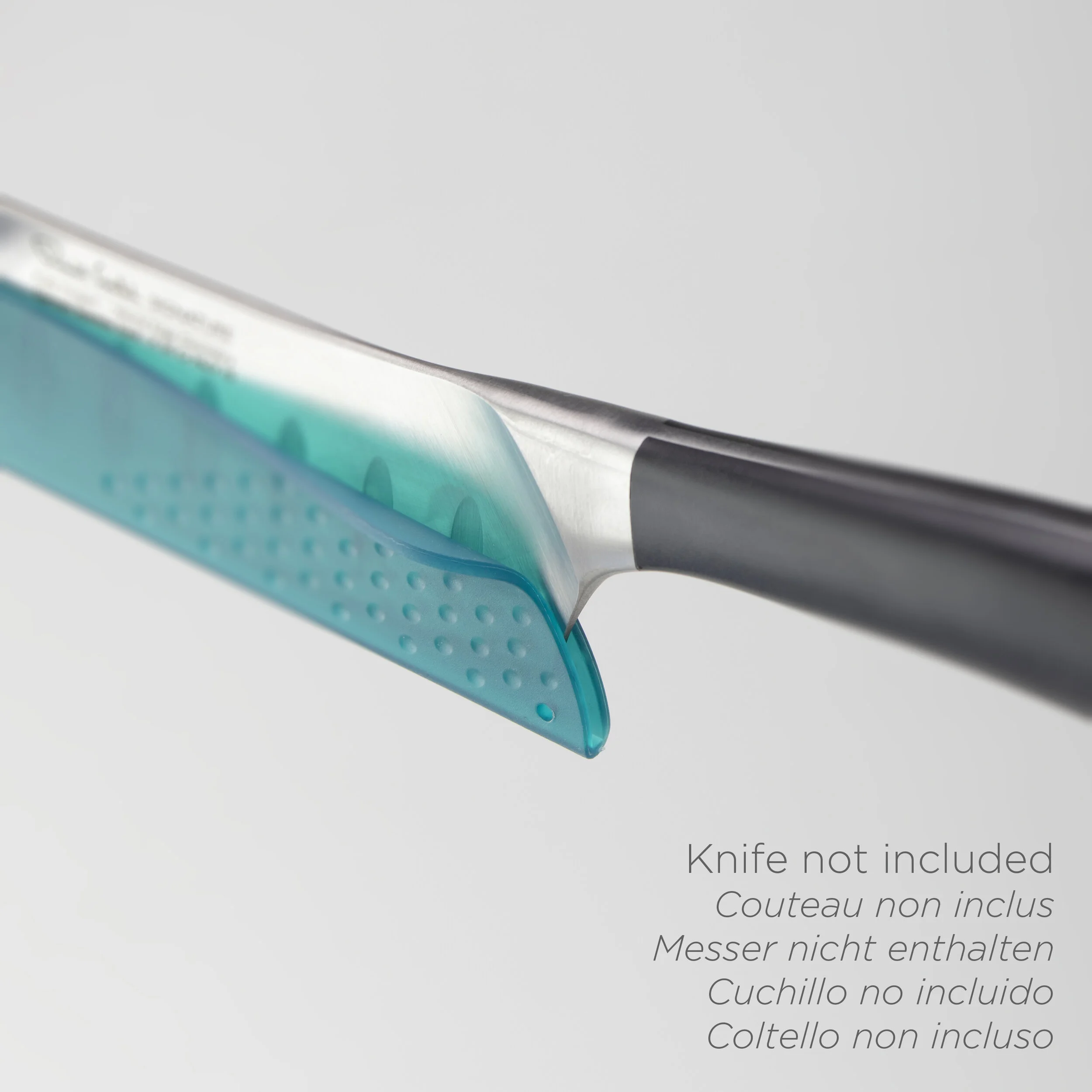 Nosh Blade Guard Medium Blue - EBC Feature 1.jpg