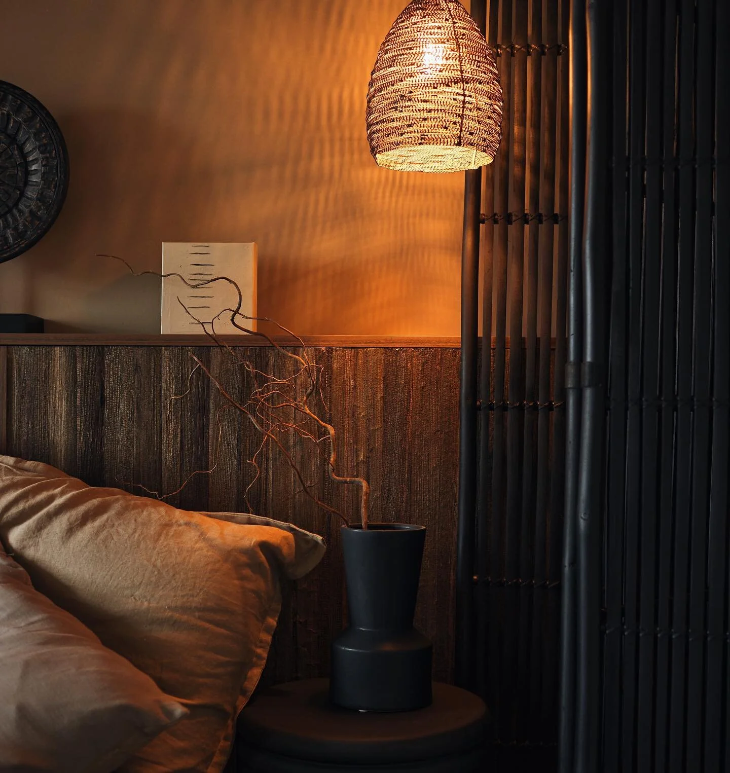 Warmth and texture 

The Naples at Attraction @homesbystrata 
Designed and installed by @hausinteriorsltd and photographed by @robcaddy