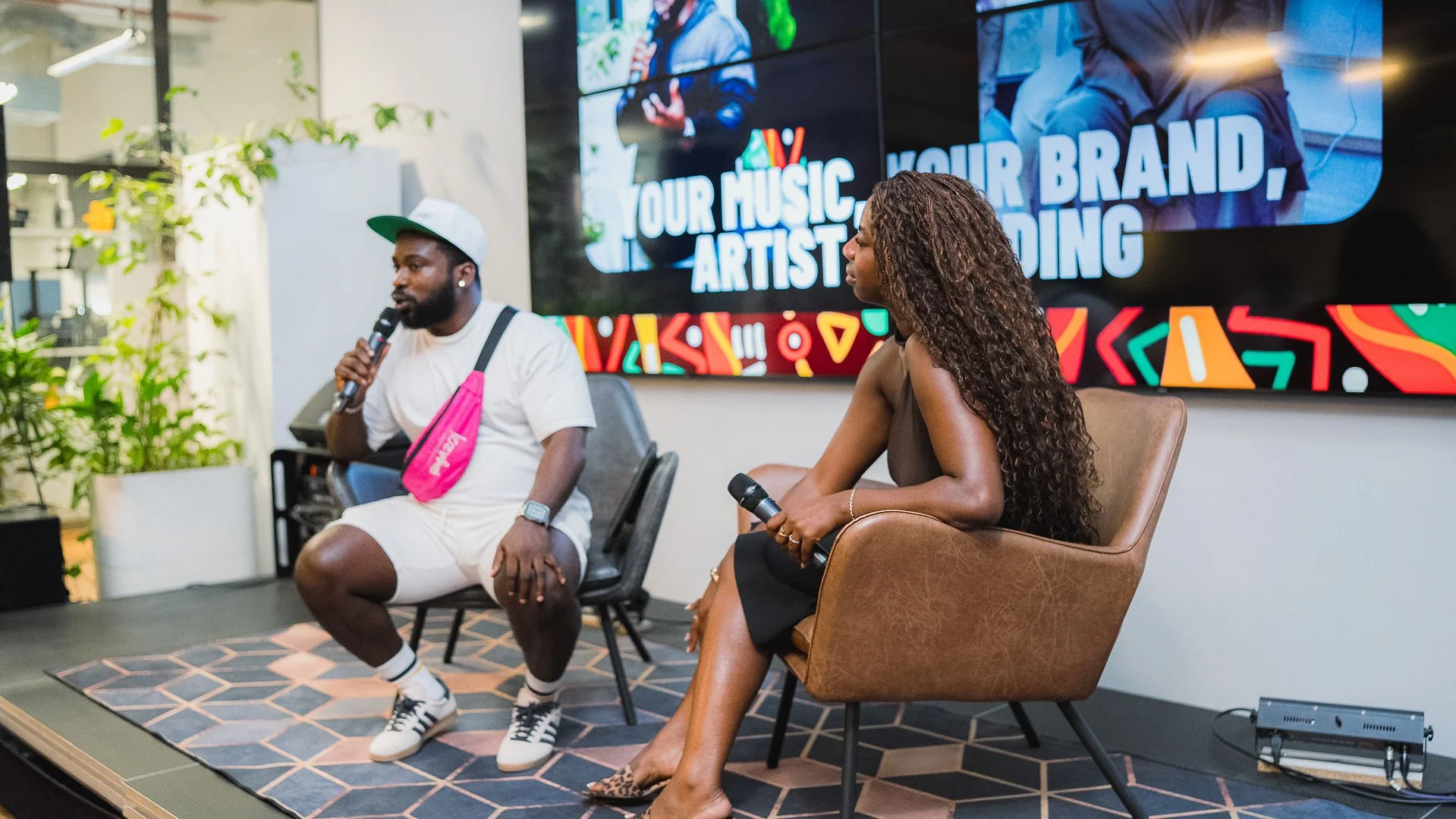 Isaac Gordon Jr. and Liz Agyeman during the REVAMP Management UG Music Industry Workshop in Hamburg at the SAE.