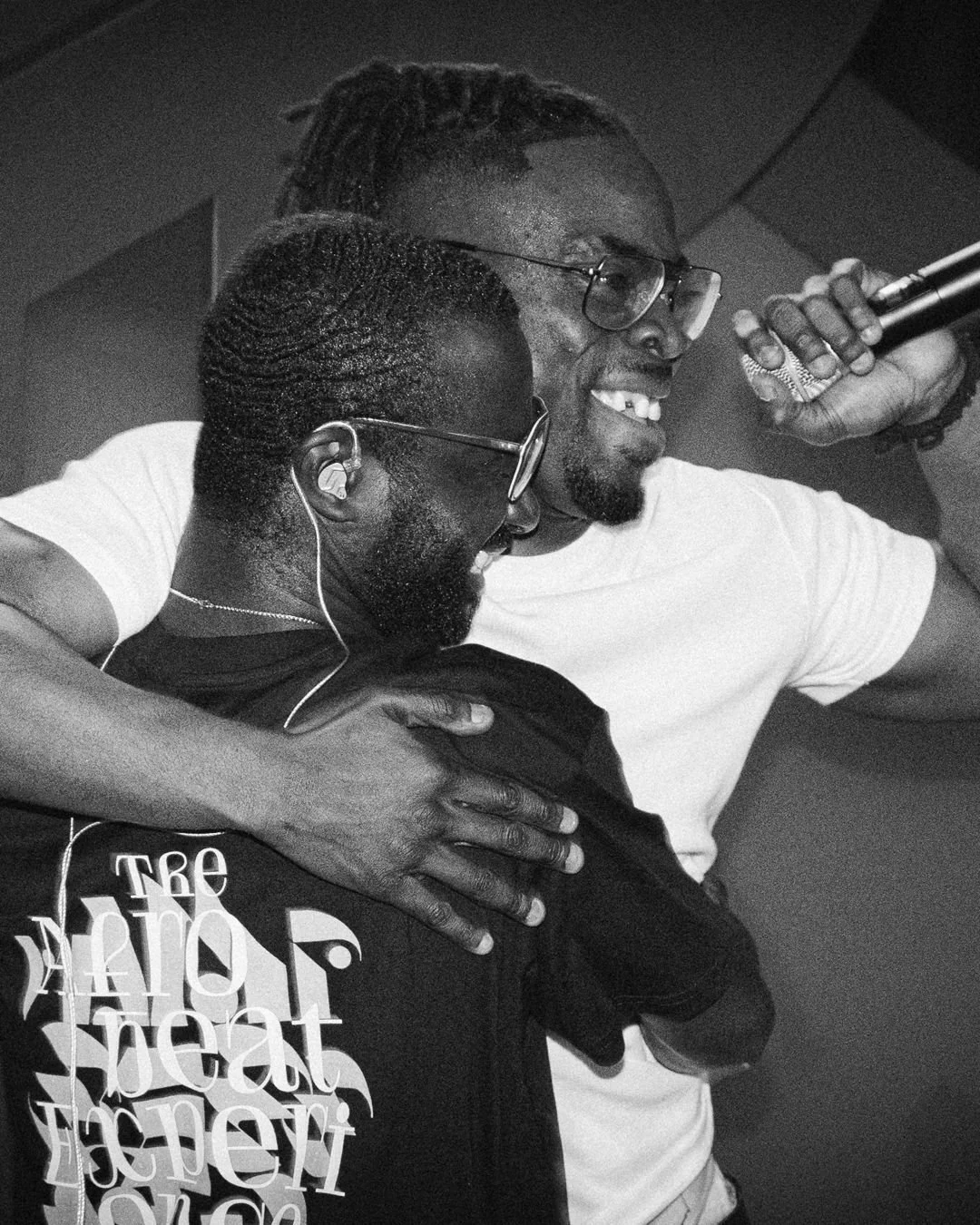 ❤️ Viel Liebe &amp; gute Vibes 
Am 18. September feiern wir die VAMP SESSION &ndash; Afrobeats Experience im Rahmen des Reeperbahn Festivals. 🌍✨
Erwartet eine Nacht voller:

🎶 Afrobeats Performances
🎹 Live Band
🎤 Open Mic
🎧 DJ Sets
🤝 Community 