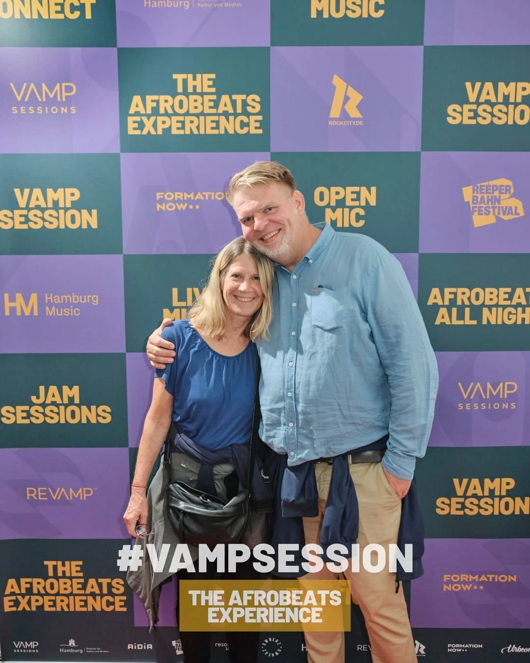 Unsere Fotowand hat gezeigt, was f&uuml;r uns am wichtigsten ist: gl&uuml;ckliche Besucher und echte Emotionen. 🙌✨

Ob mit Freunden, Artists oder spontan alleine &ndash; eure strahlenden Gesichter haben die Wand zum Leben erweckt. ❤️
Diese Momente e