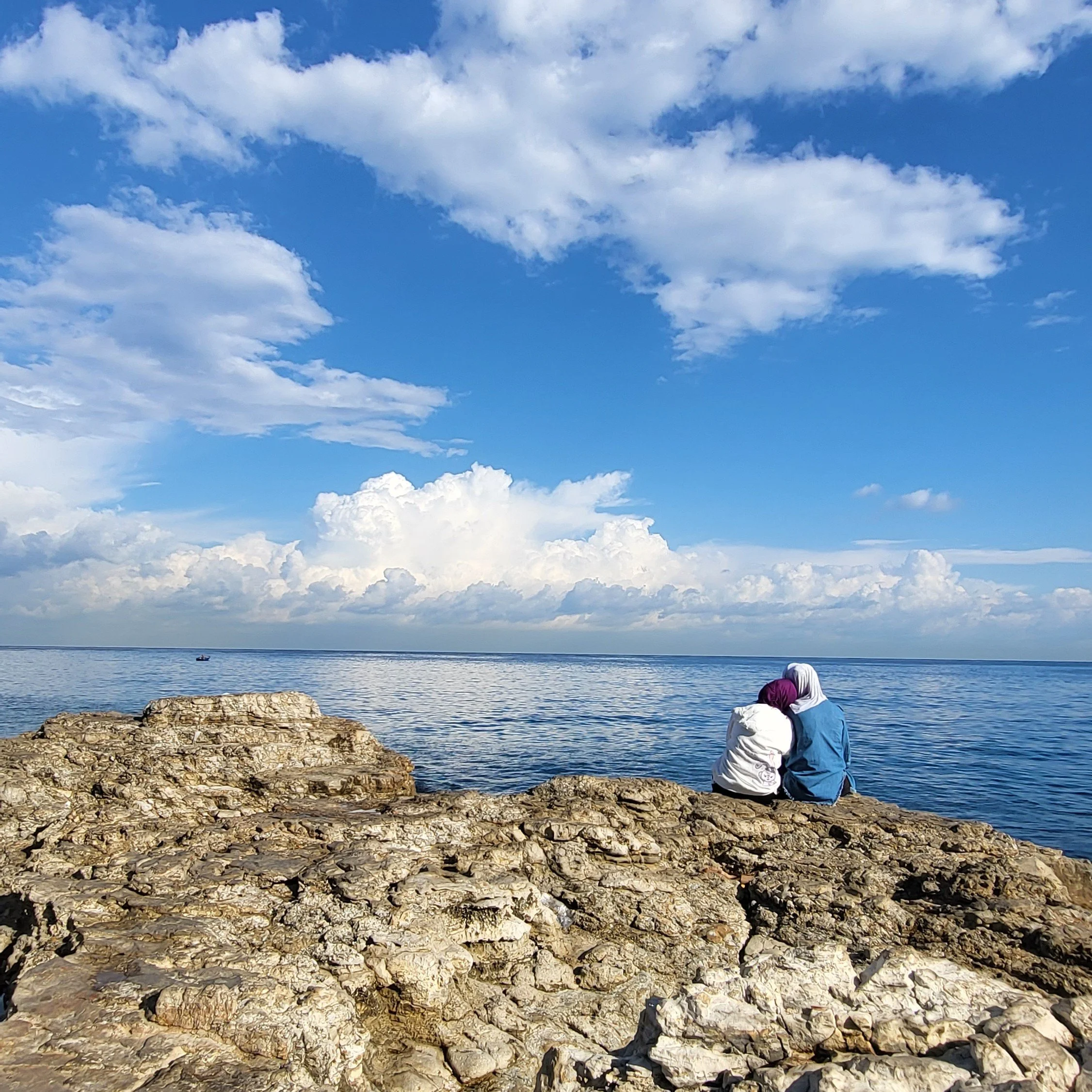 Kun turvaa ei tunnu löytyvän mistään: ajatuksia Libanonin tilanteesta psykologin näkökulmasta