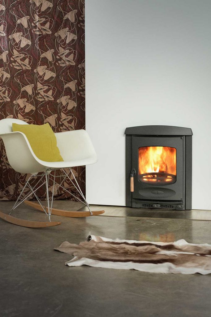 Charnwood-C-Four-Insert-Woodburning-Stove--682x1024.jpg