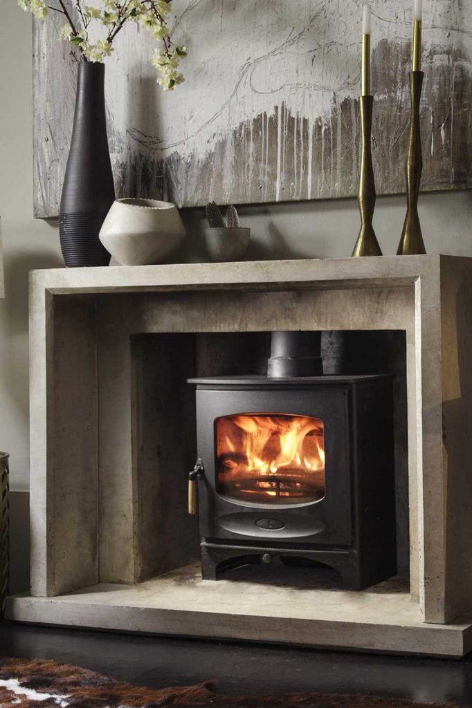 Charnwood-C-Seven-Woodburning-Stove-black-682x1024.jpg