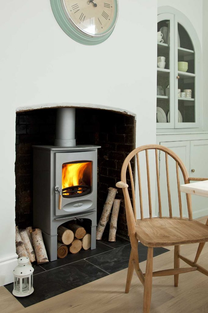 Charnwood-C-Six-Woodburning-Stove-gunmetal-682x1024.jpg