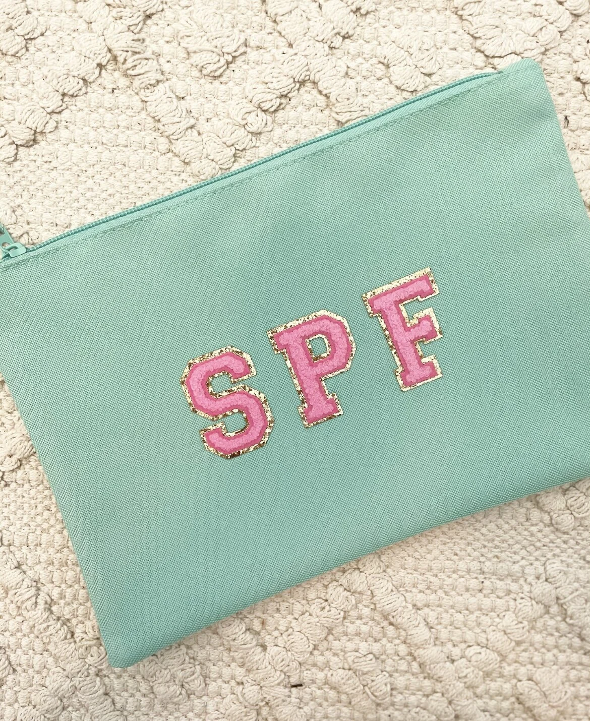 39B6DB2F-FCB4-436A-AB77-DDE236CBF52C