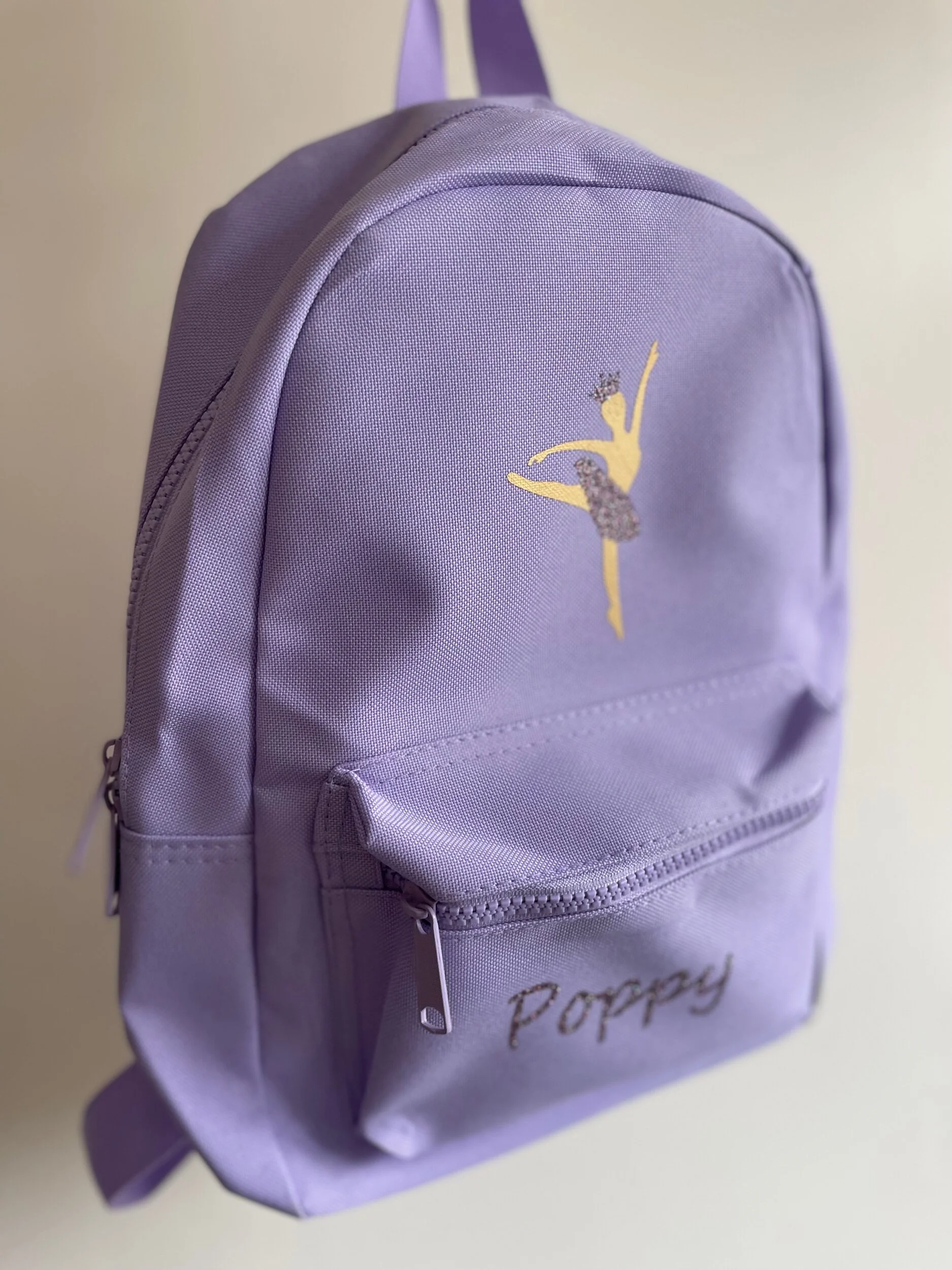 ACB6EC52-C347-446F-8CBD-D971594FBD57