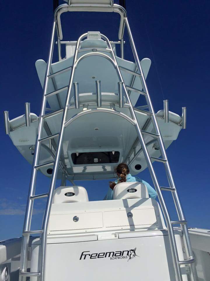 Tuna boat tower 