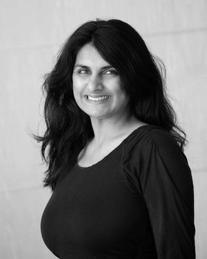 Dipti+Headshot+copy.jpg