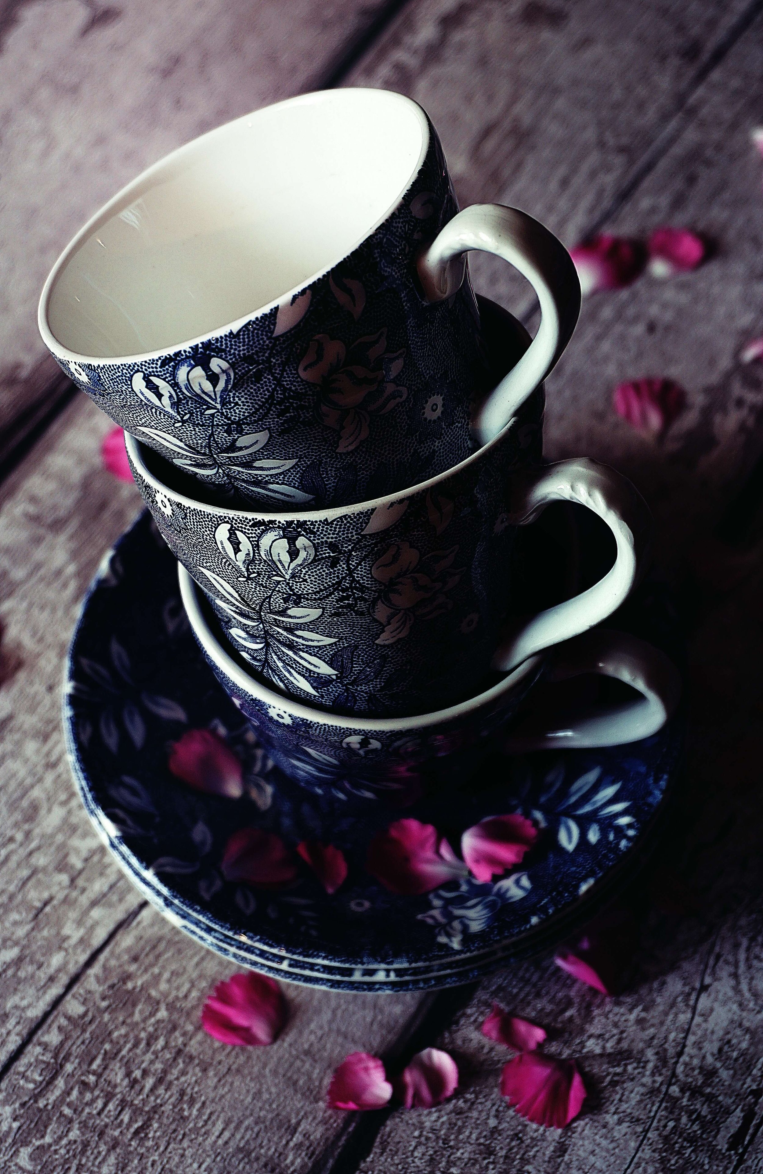 vintage style teacups.jpg