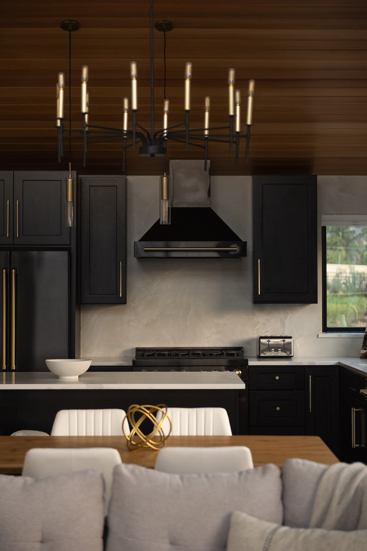 BAILEY AIRBNB COLORADO (3 of 13).JPG