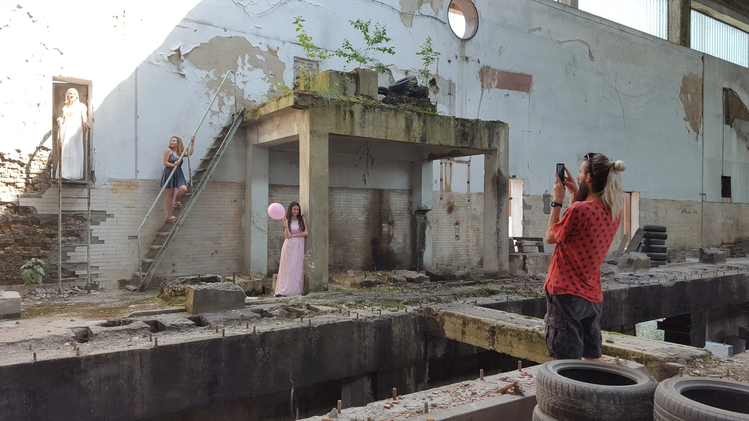From the ‘Birthday Party’ photo series. Photo: Maja Milatovic-Ovadia