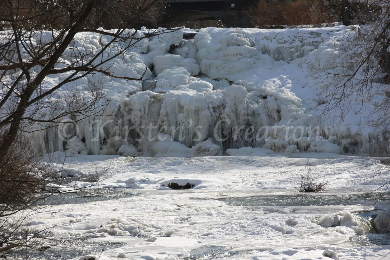 Glen Falls In The Snow
