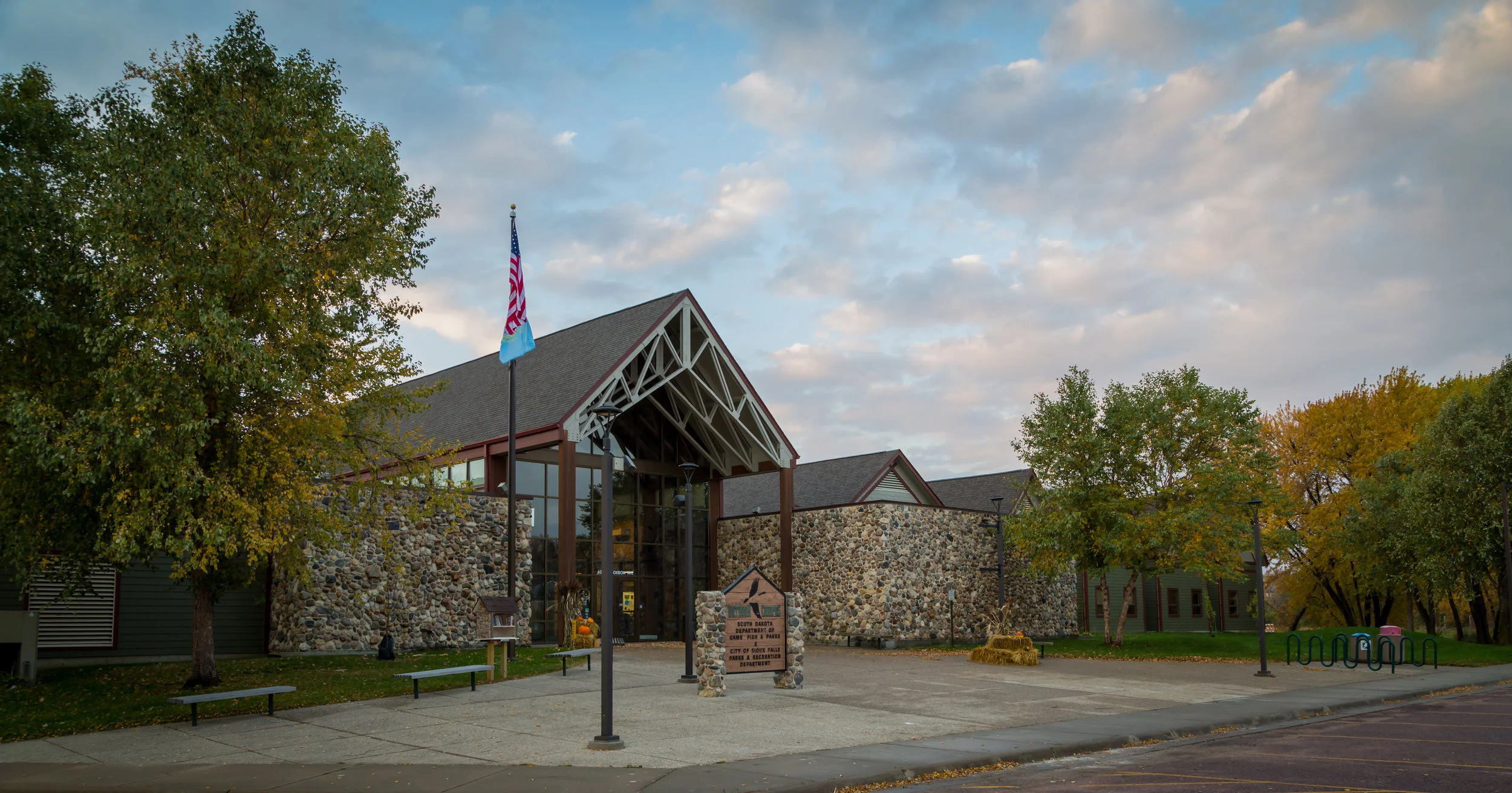 outdoor_campus_east2.jpg