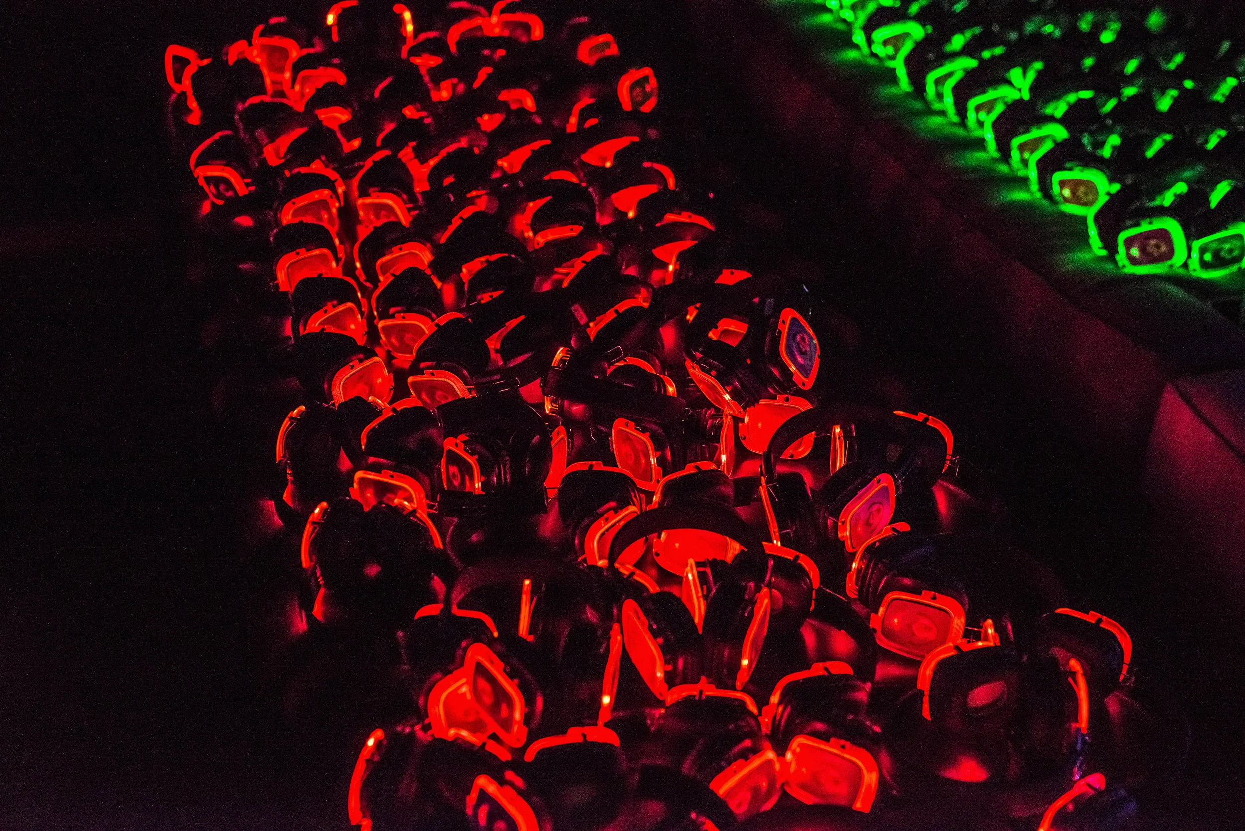 Boyaka Smash_Quiet Headphone Experience-001.jpg