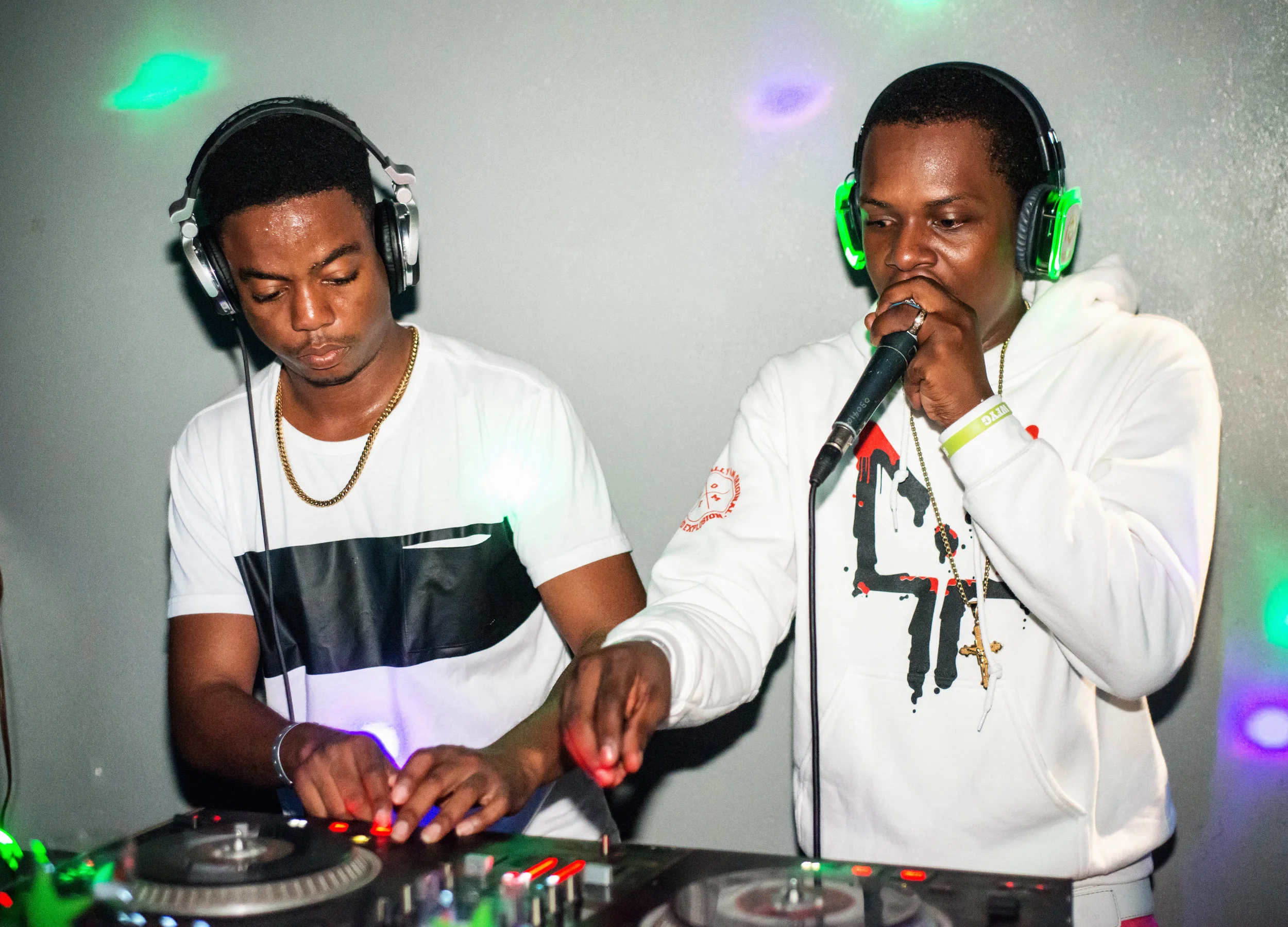 Boyaka Smash_Quiet Headphone Experience-006.jpg