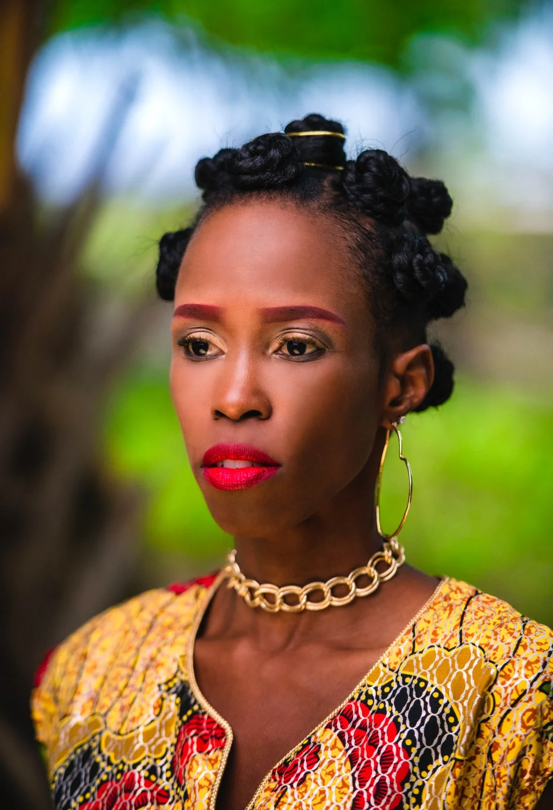 Stefie_Bantu Knots portrait--001.jpg