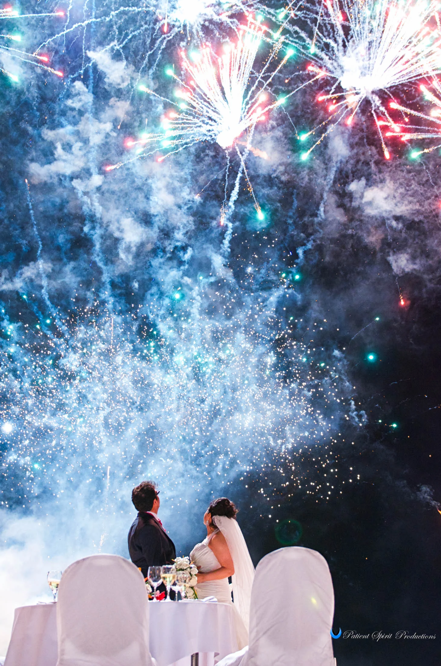 Iranian couple_fireworks-1.jpg