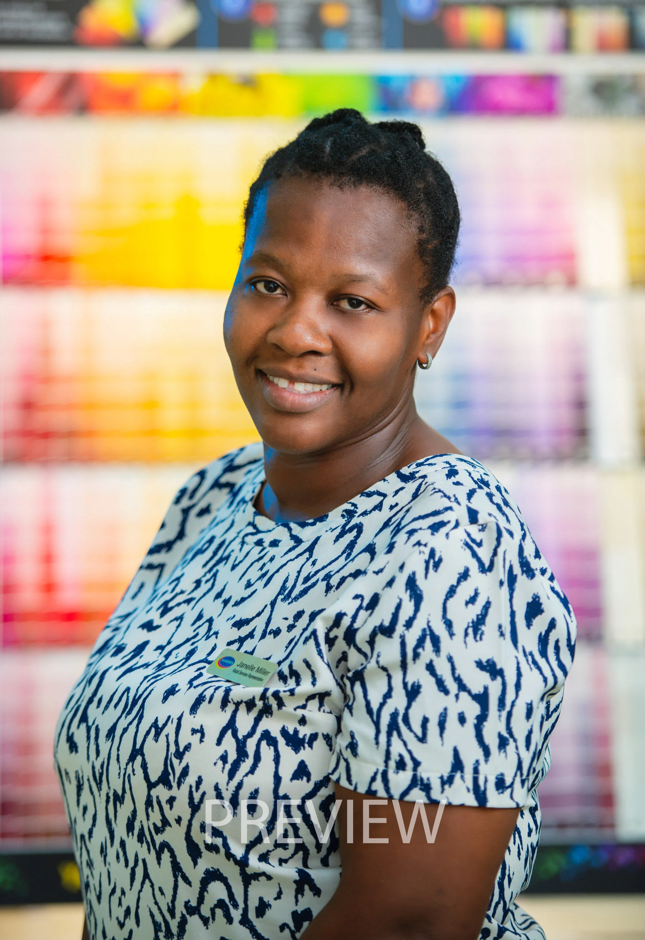 Harris Paints - Janelle-1.jpg