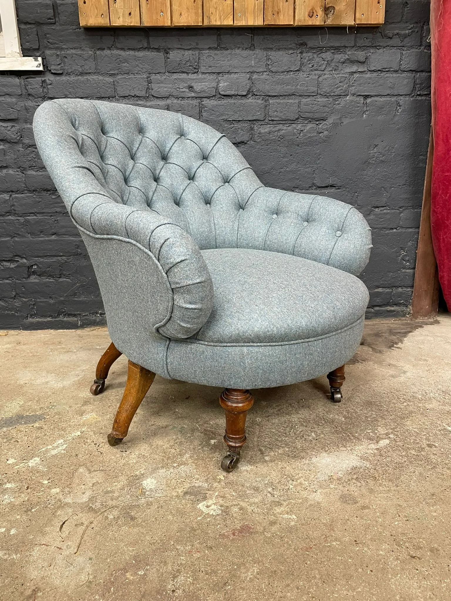 PHOTO-2026-04-03-19-33-40 3.jpg