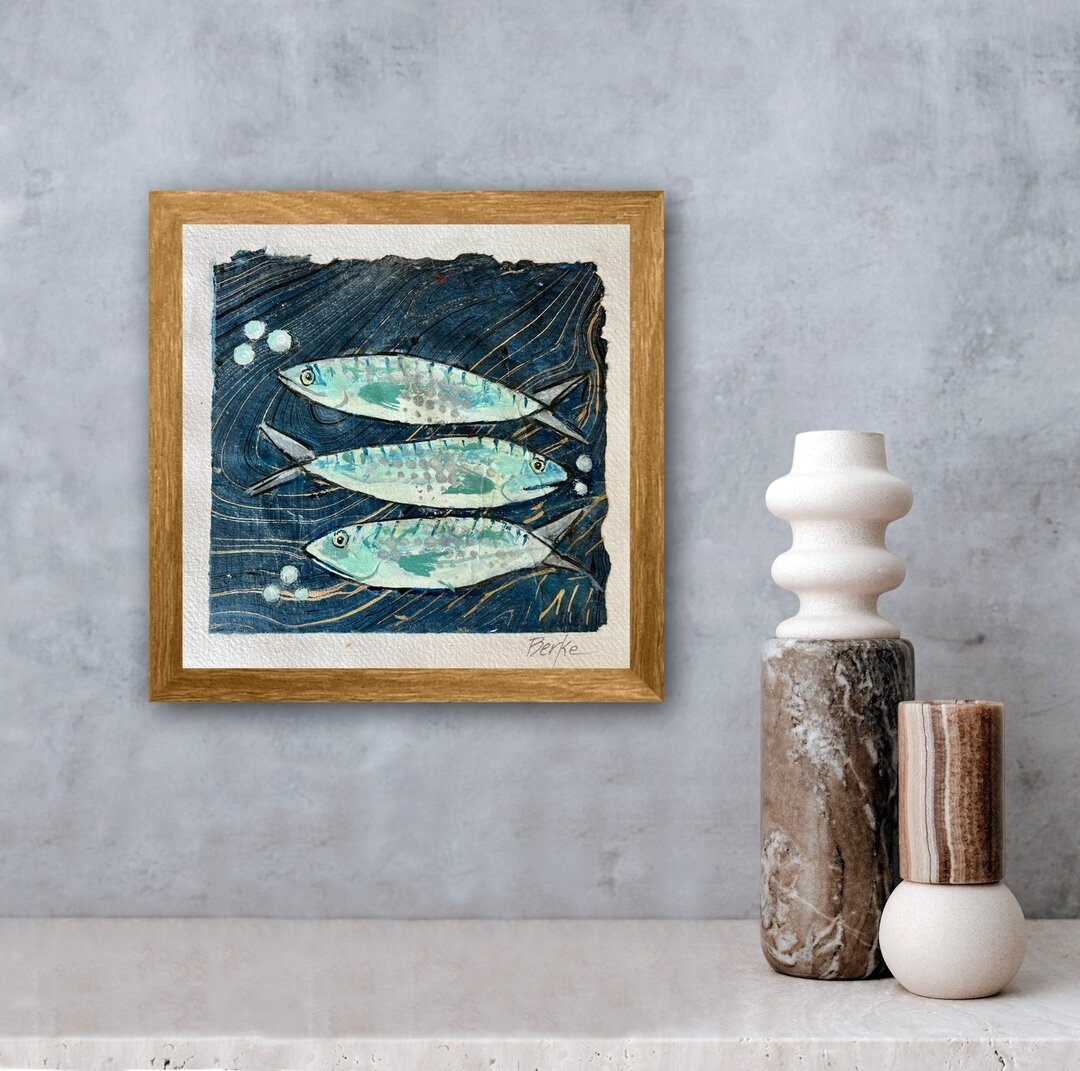 A newer artist to our line up, @janeberke captured our attention with this stunning piece, 'Out of the Blue' now available to purchase in the gallery! 🐟#affordableartofcharleston​​​​​​​​​​​​​​​​​⁣⁣
#charlestonart #charlestongallery #charlestonartgal