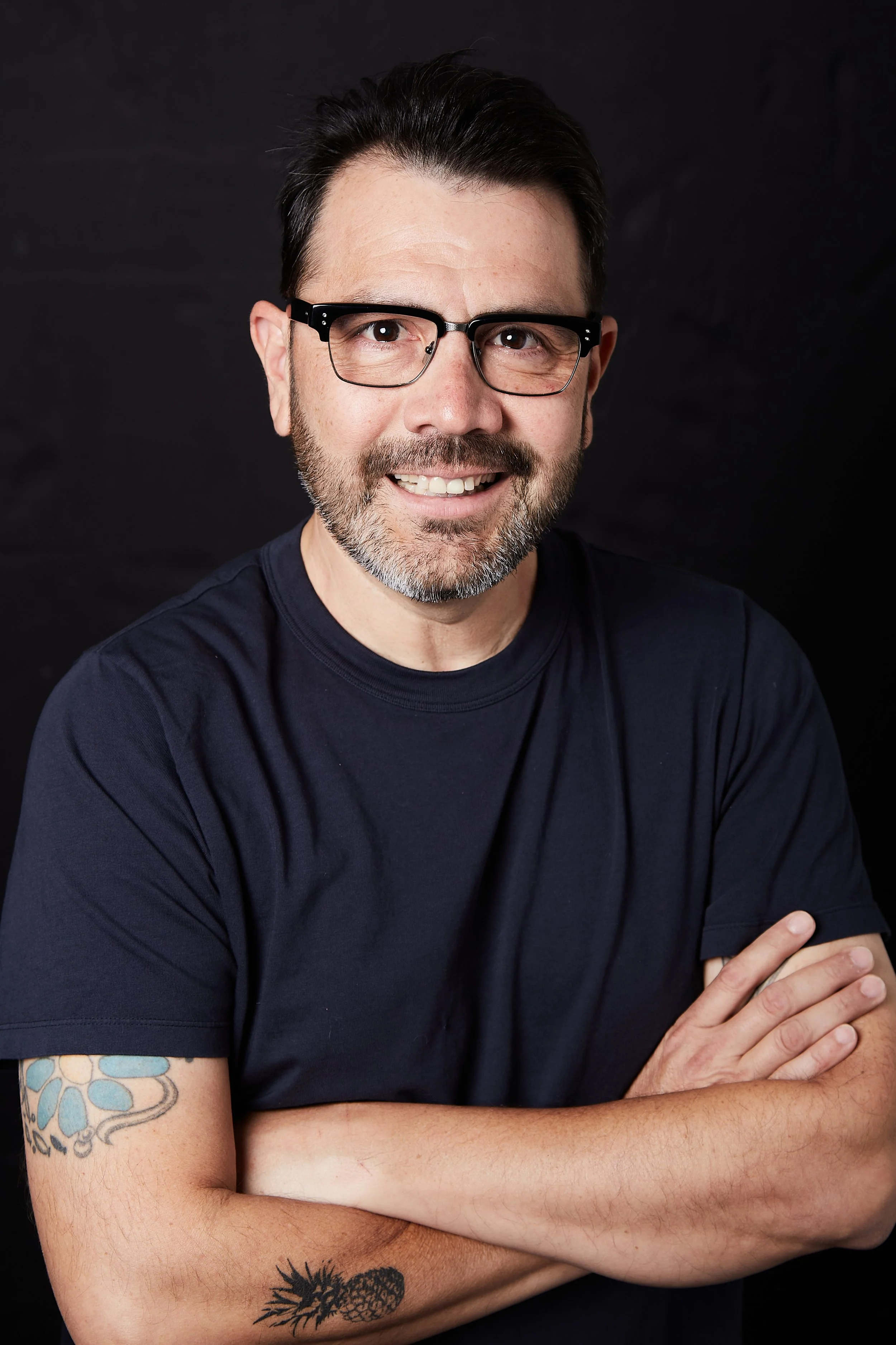 Javier Headshot 0654.jpg