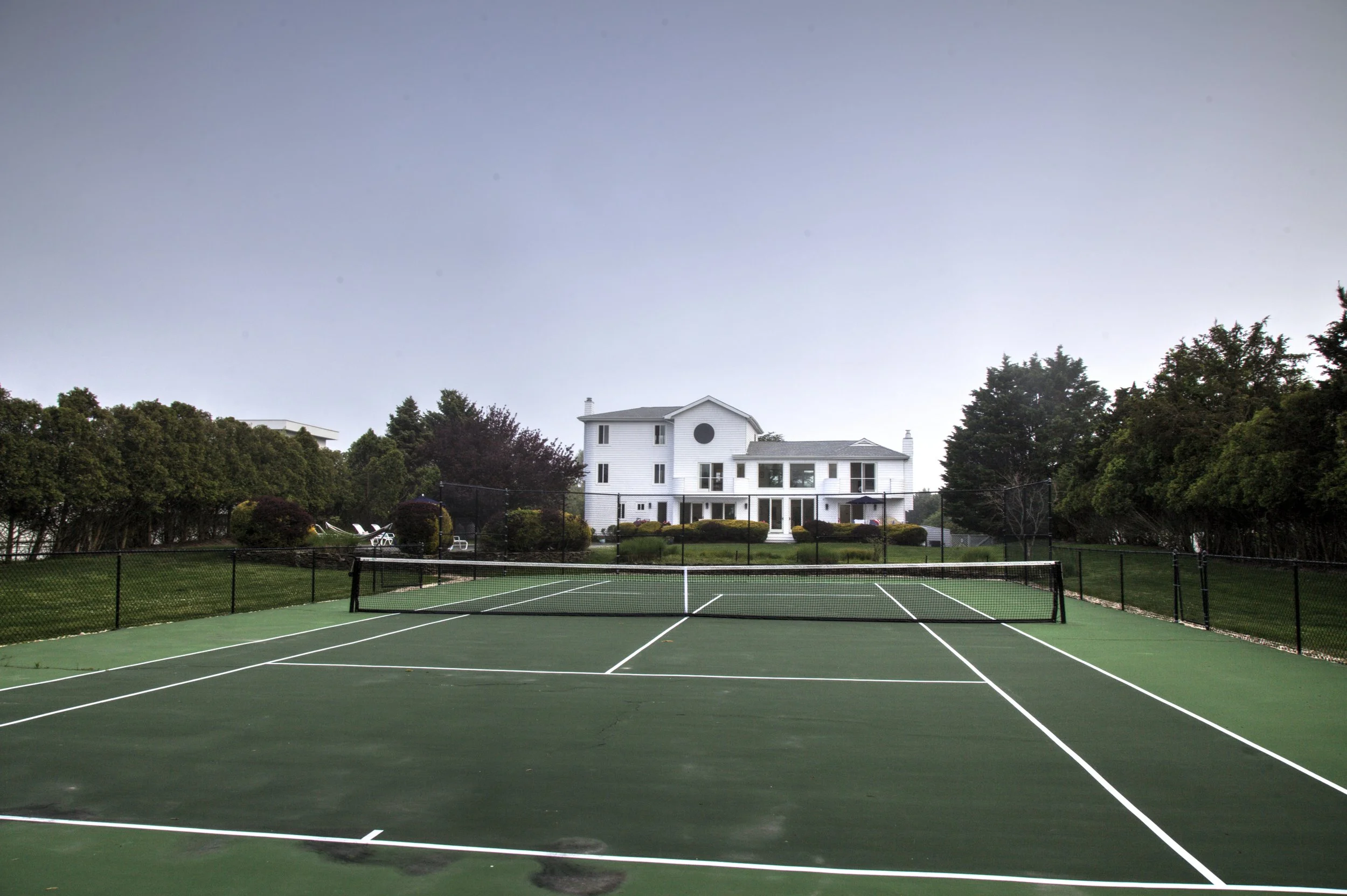 Tennis court 001.jpg