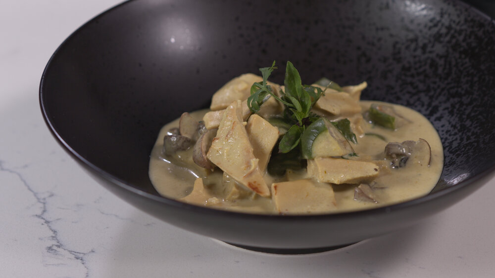 Thai Green Curry with Mindful Chik'n, Eggplant, and Mushrooms — The  Plant-Forward Kitchen
