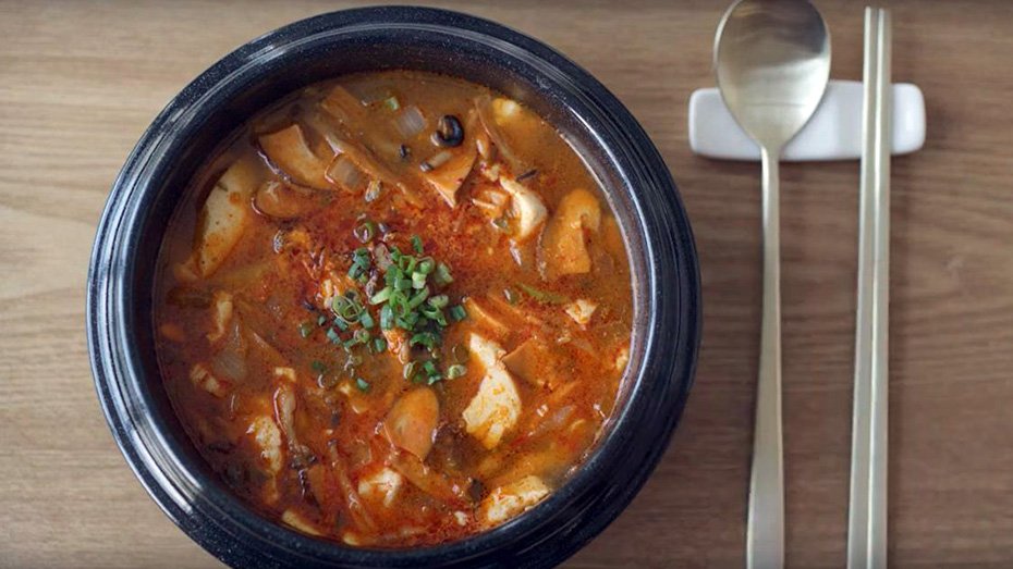 Soft Tofu Soup with Mushrooms: soondubu jjigae 