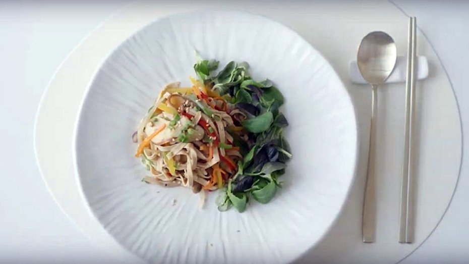 Tofu Noodles Stir-fried with Vegetables