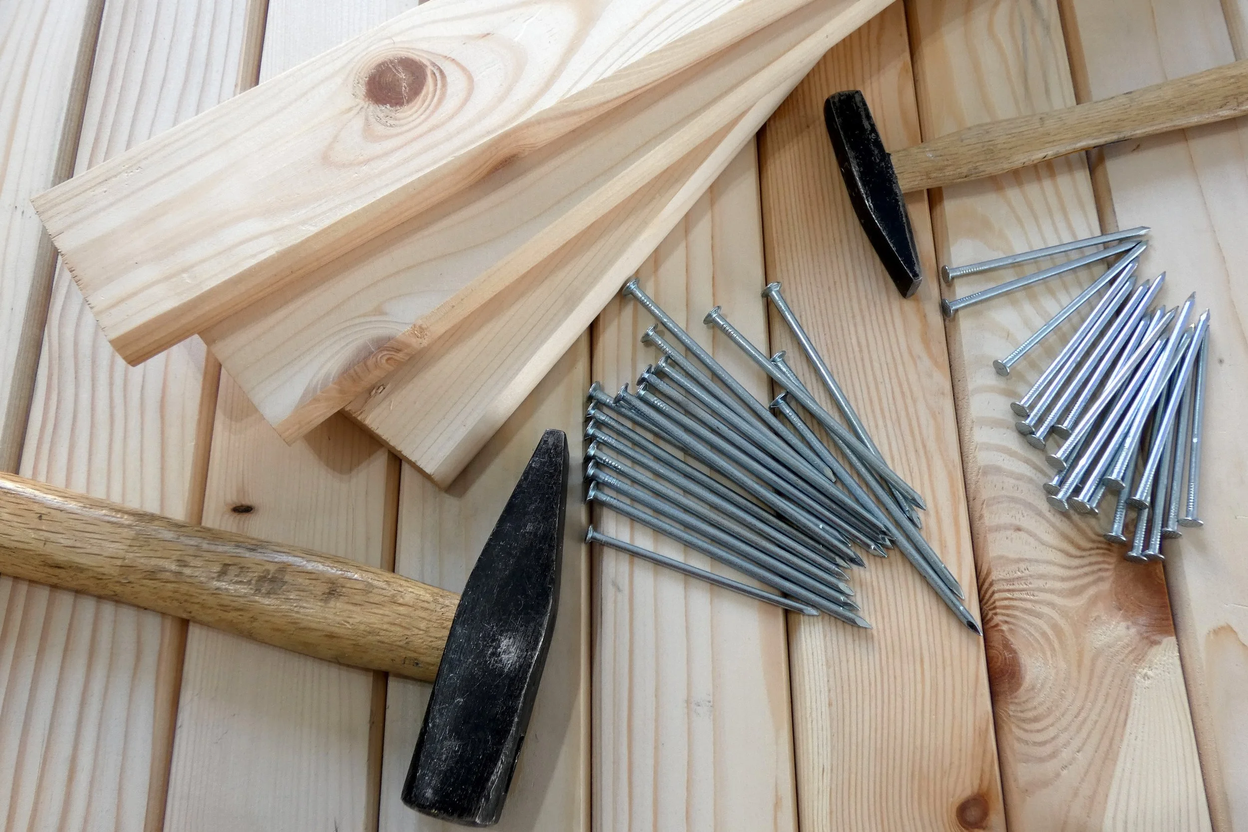 board-build-carpentry-1598213.jpg